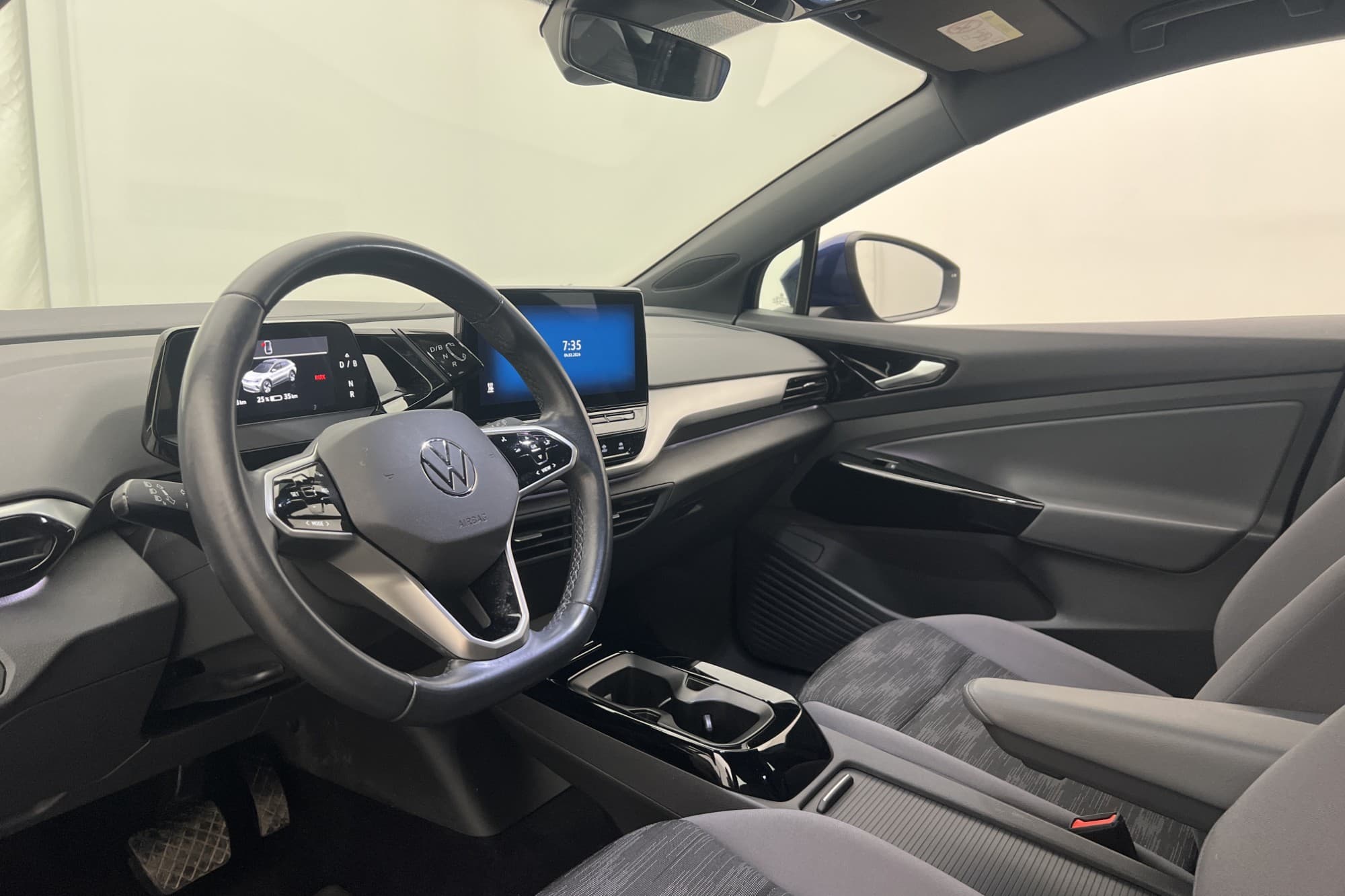 Volkswagen ID.4 Pure Performance Värmare Dragkrok CarPlay