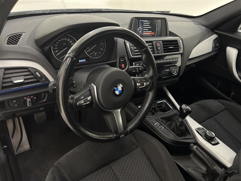 BMW 118d xDrive 5dr, F20 150hk M Sport PDC Alcantara Draginteriör