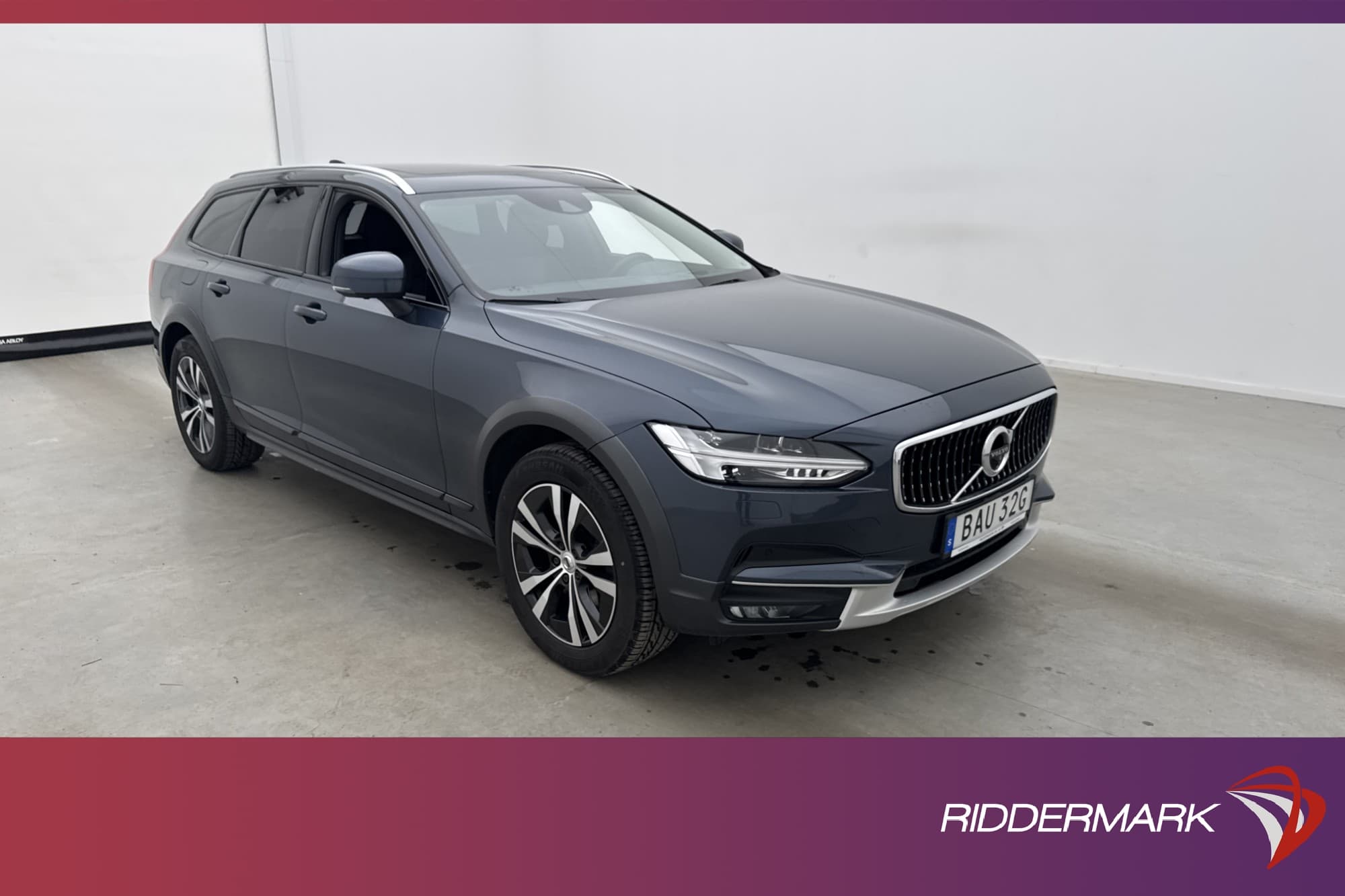 Volvo V90 Cross Country D4 AWD