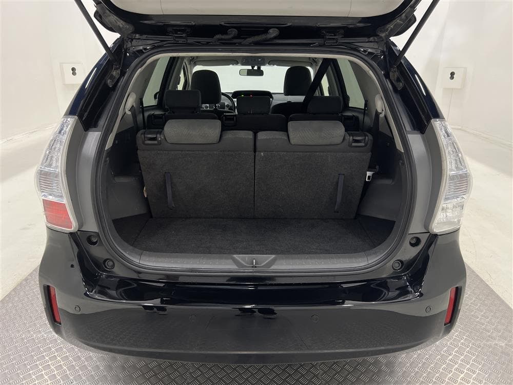 Toyota Prius+ 1.8 Hybrid 136hk 7 Sits Navigator 0,41L/milinteriör