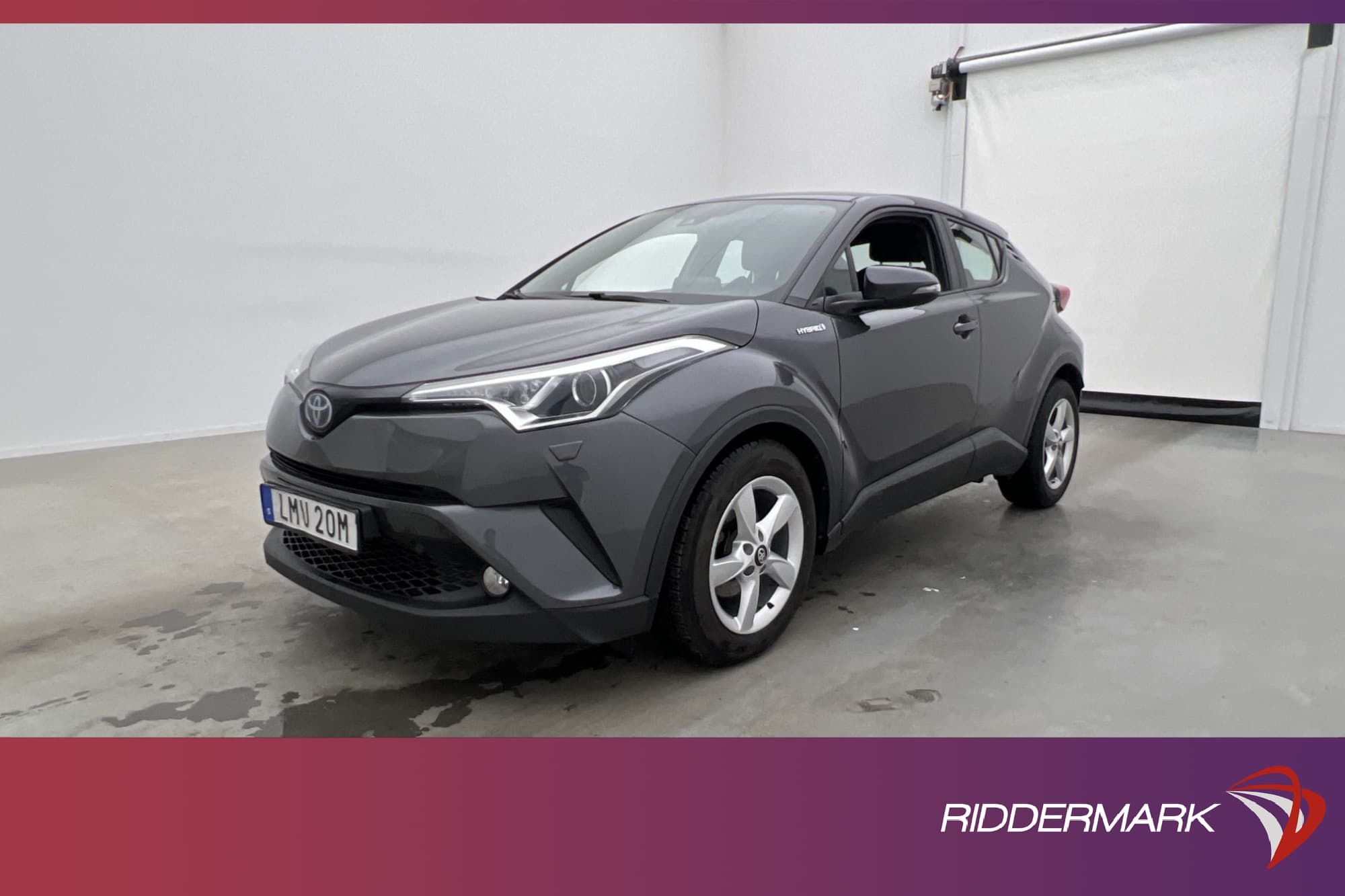 Toyota C-HR Hybrid 122hk