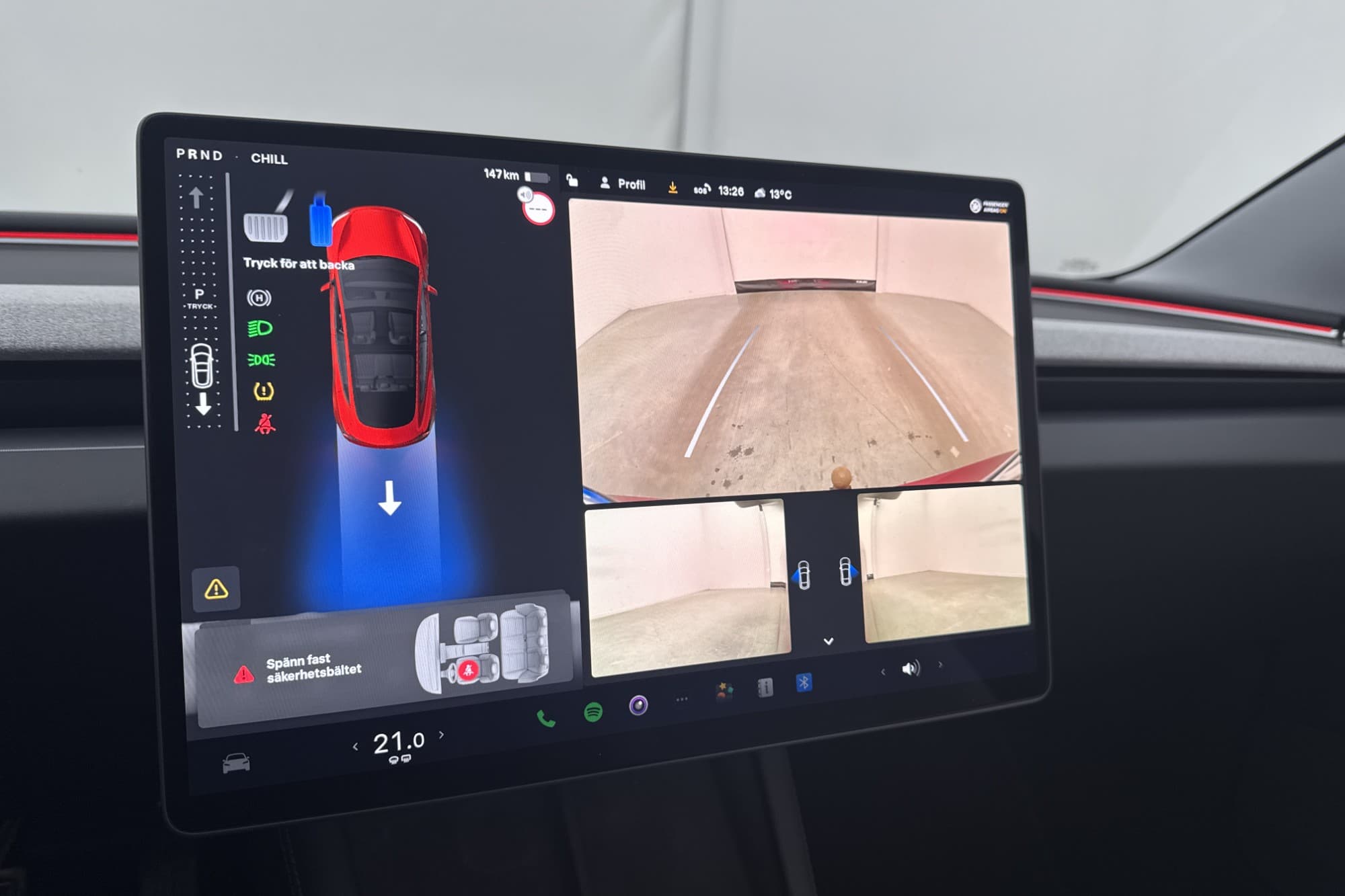Tesla Model 3 Long Range AWD Svensksåld Dragkrok Autopilot