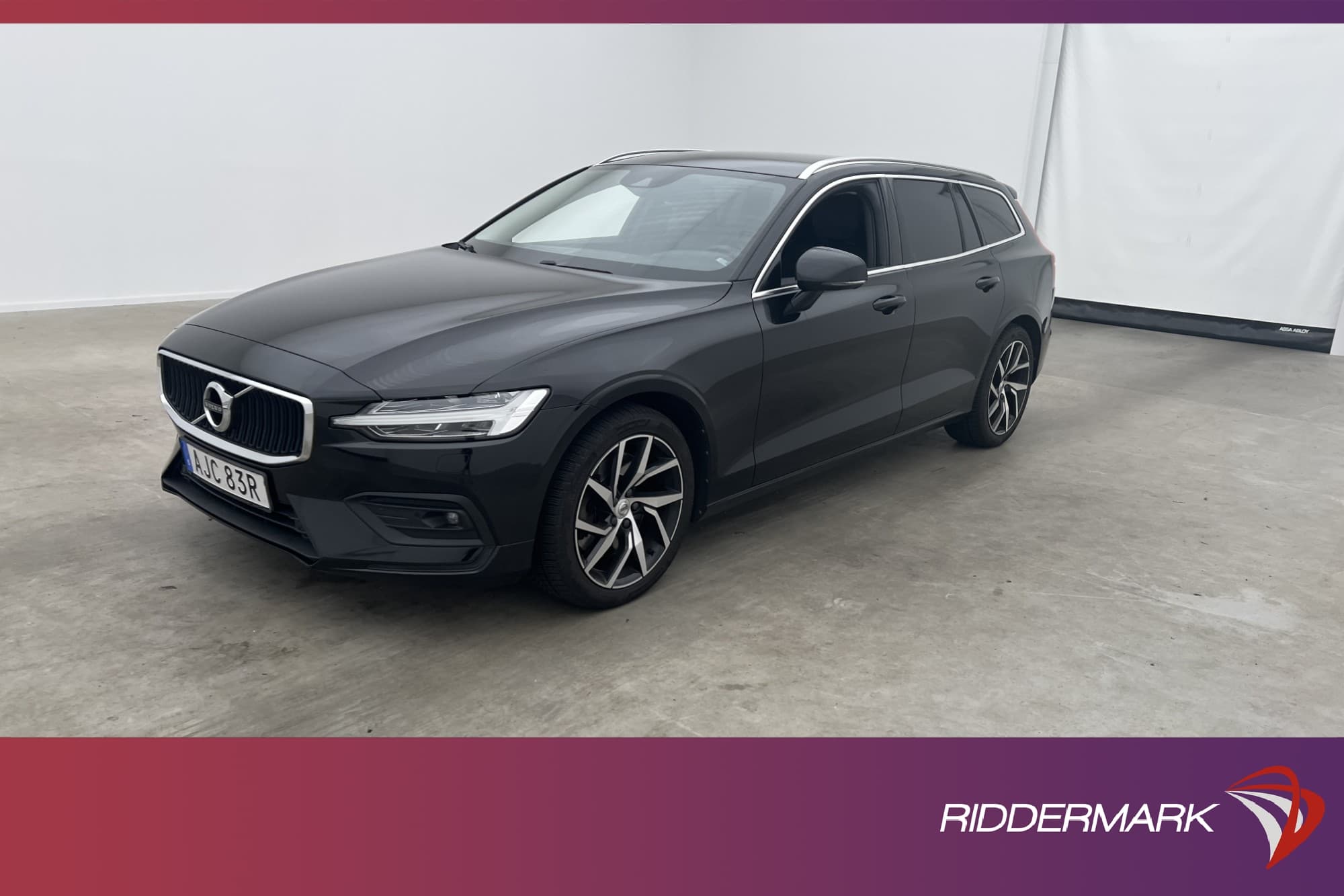 Volvo V60 T5