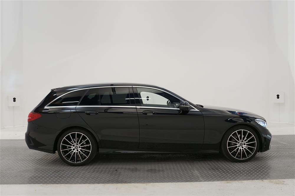 Mercedes-Benz C 220d 194hk    AMG Pano Burmester Cockpit 360exteriör