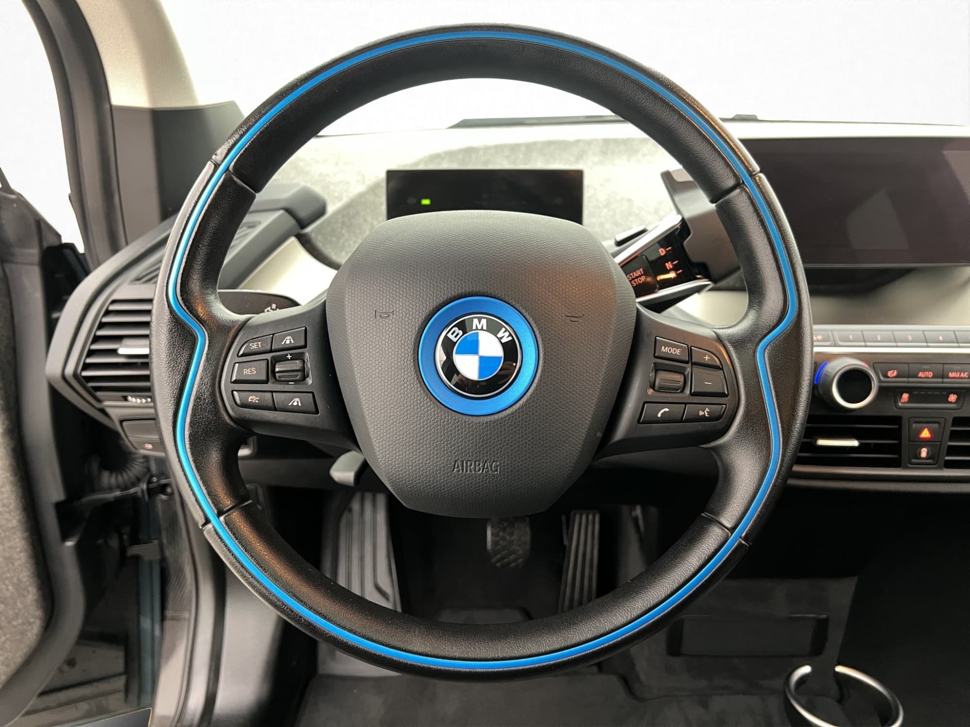 BMW i3s 120Ah Comfort Advanced Värmepump Glastak Kamera CCS