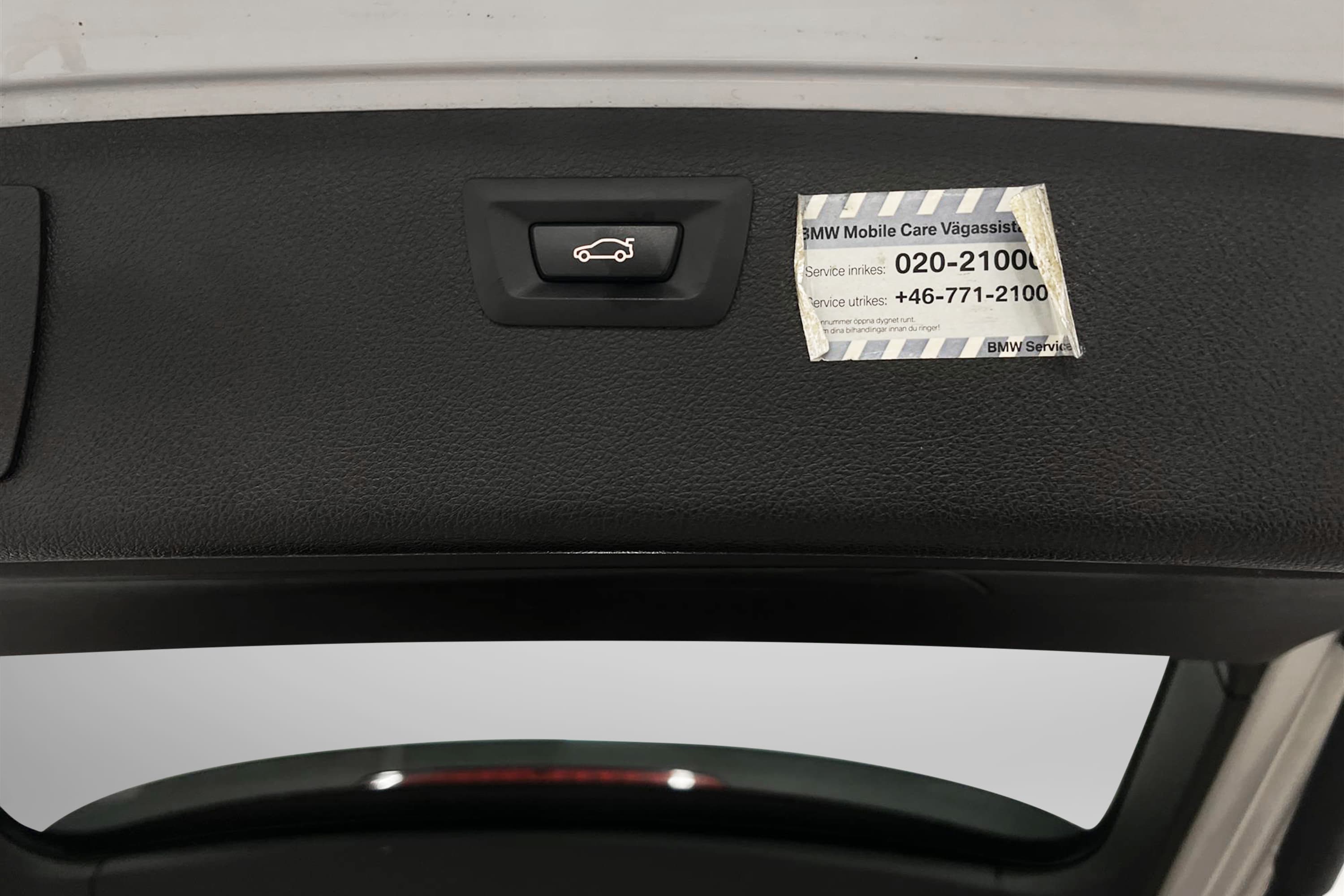 BMW 318d xDrive Touring 143hk M Sport 2 Brukare Hifi Drag