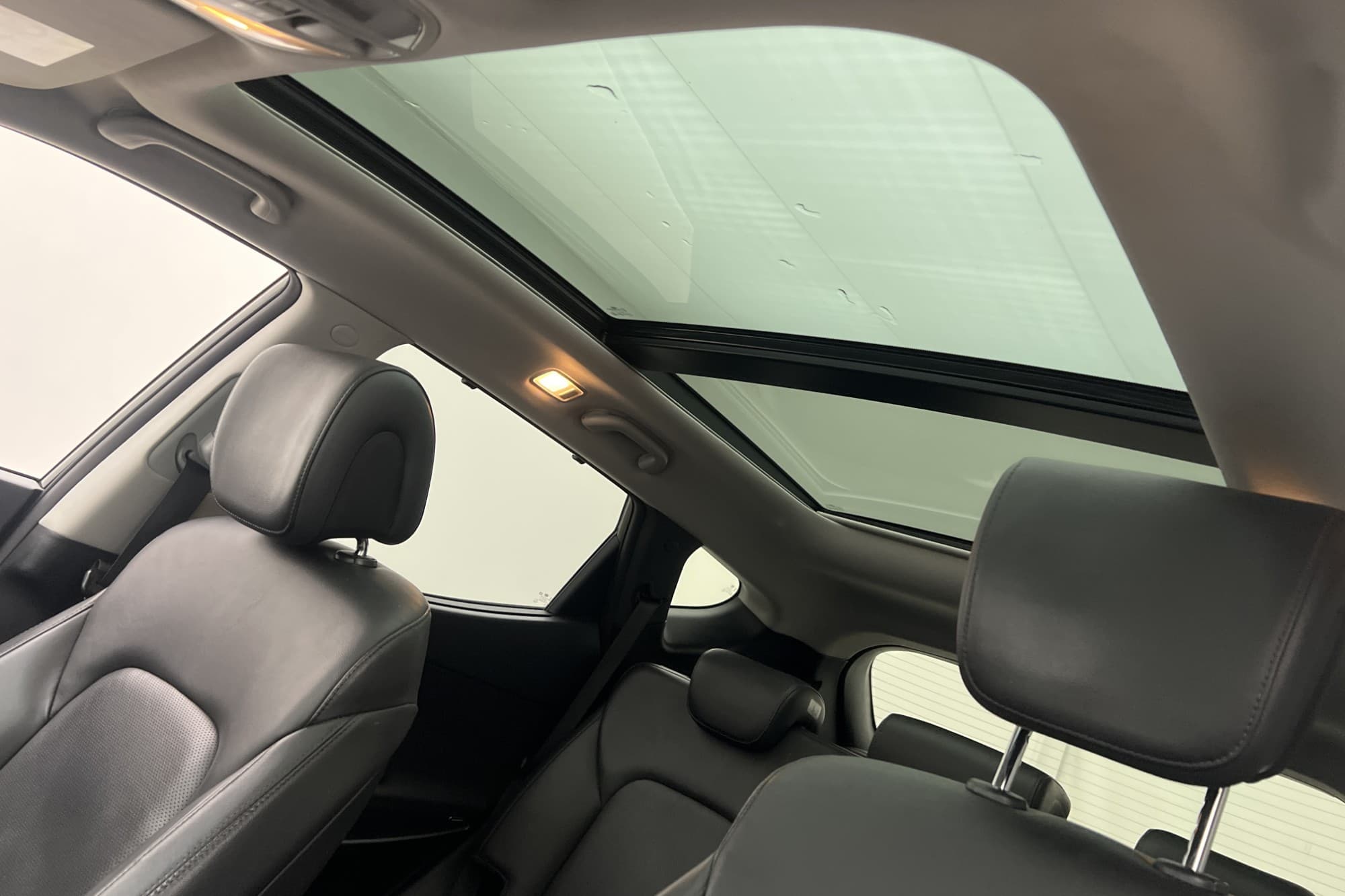 Hyundai Santa Fe 4WD 200hk Premium Plus 7-Sit Värm Pano Drag
