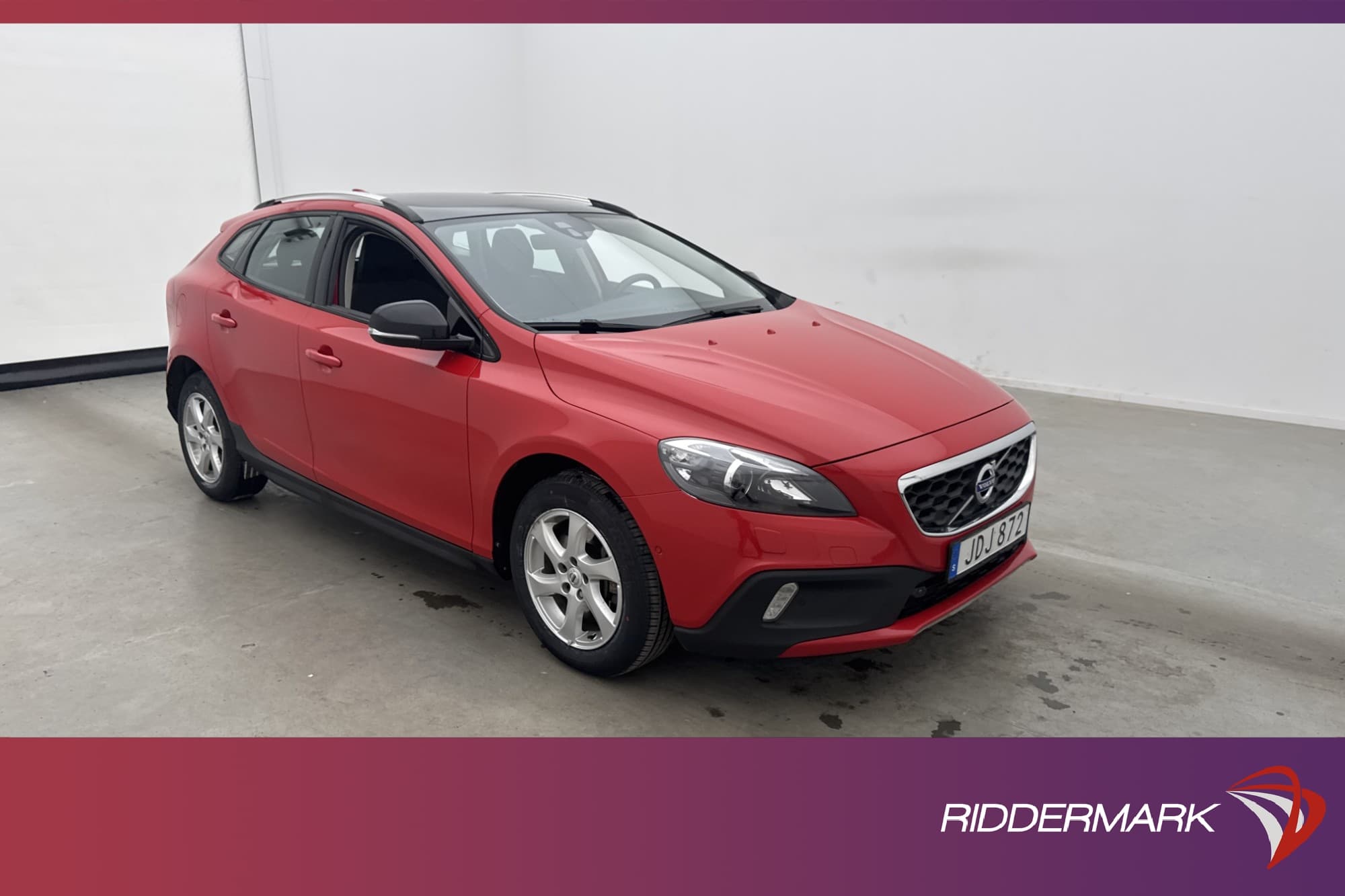 Volvo V40 Cross Country D2 Momentum VOC Värmare GPS Dragkrok