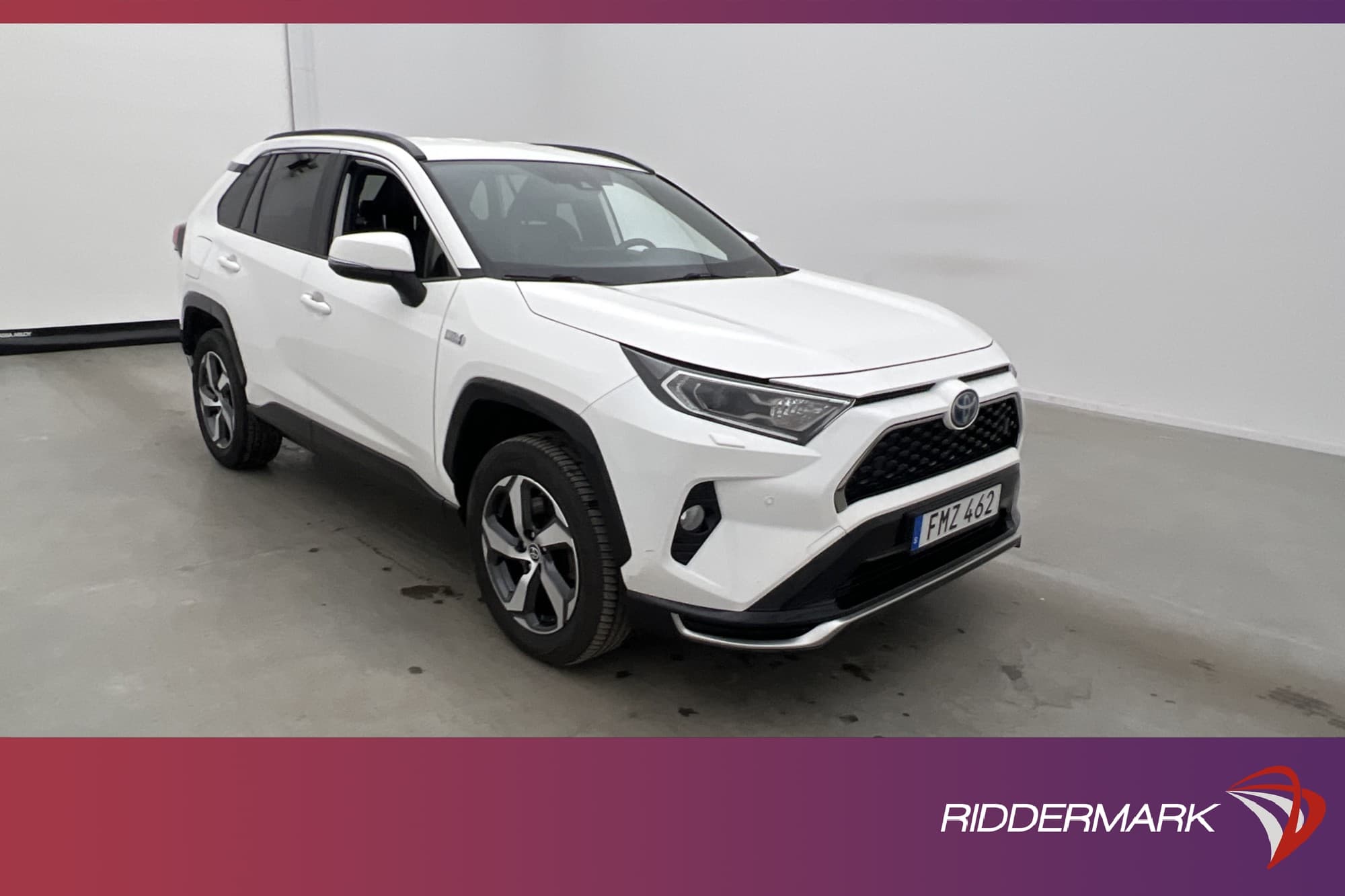 Toyota RAV4 Plug-in AWD 306hk Launch Edt Kamera Drag MOMS