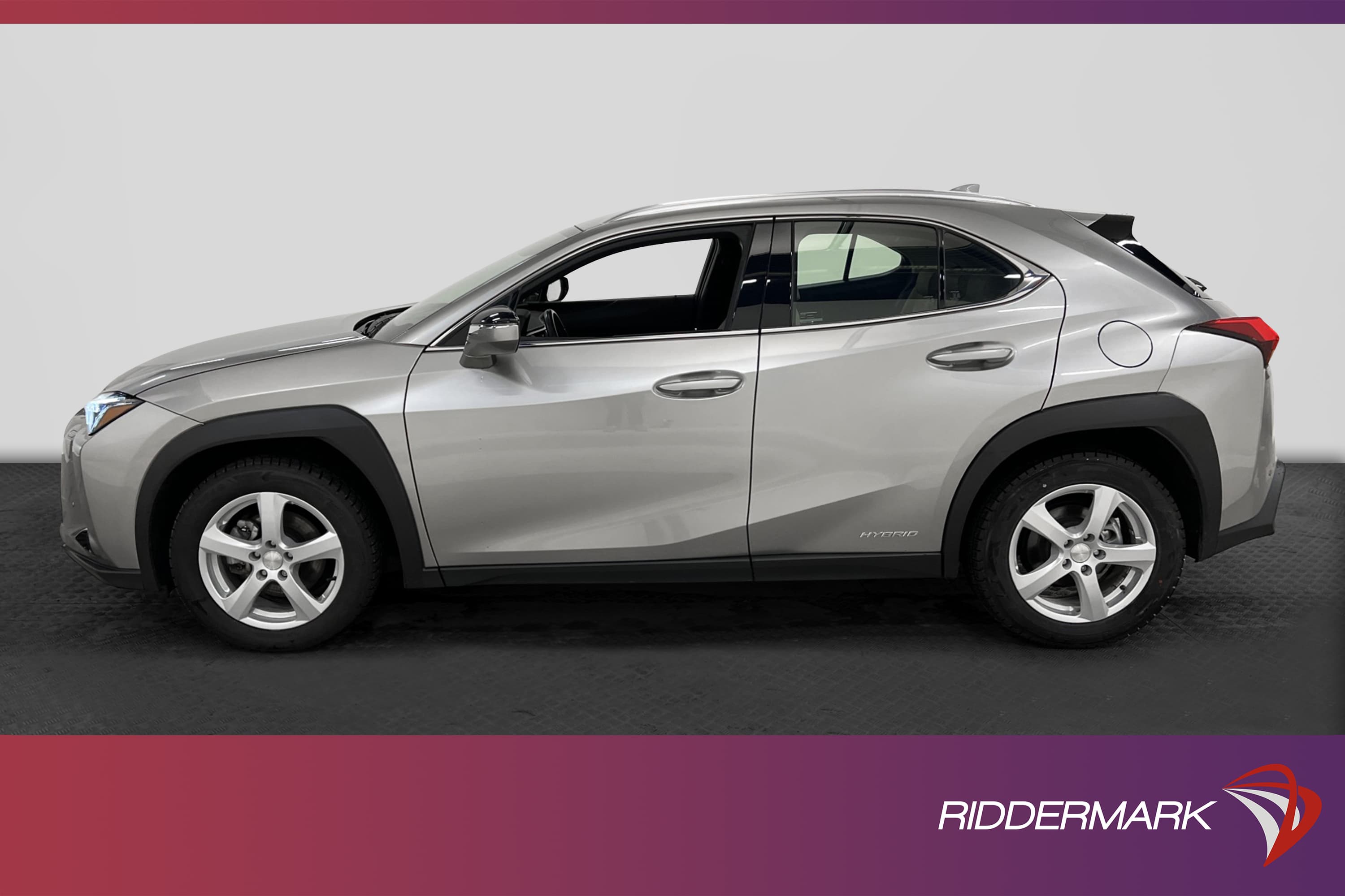 Lexus UX 250h