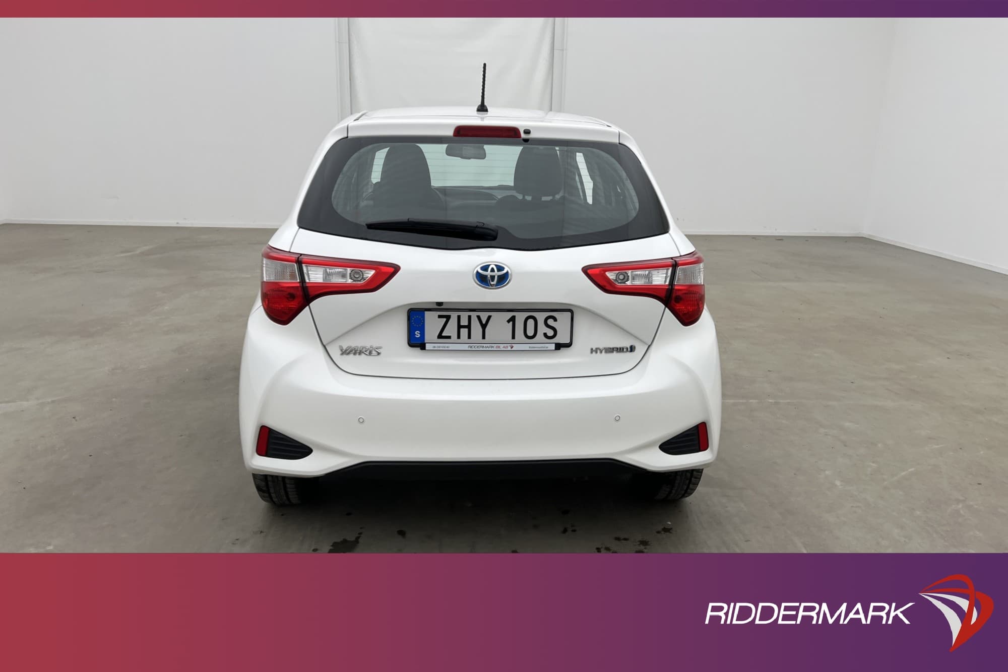 Toyota Yaris Hybrid e-CVT 101hk