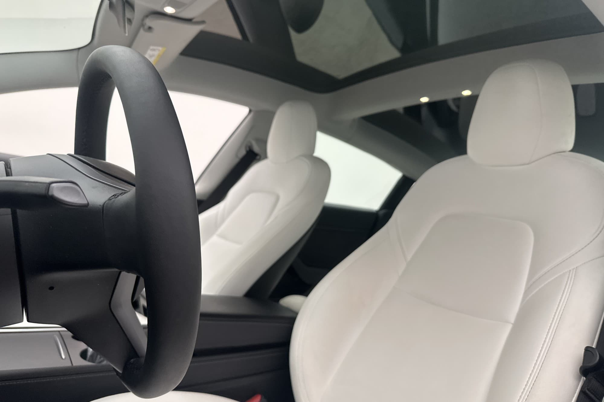 Tesla Model 3 Long Range AWD AP Ljus interiör Sv.Såld MOMS