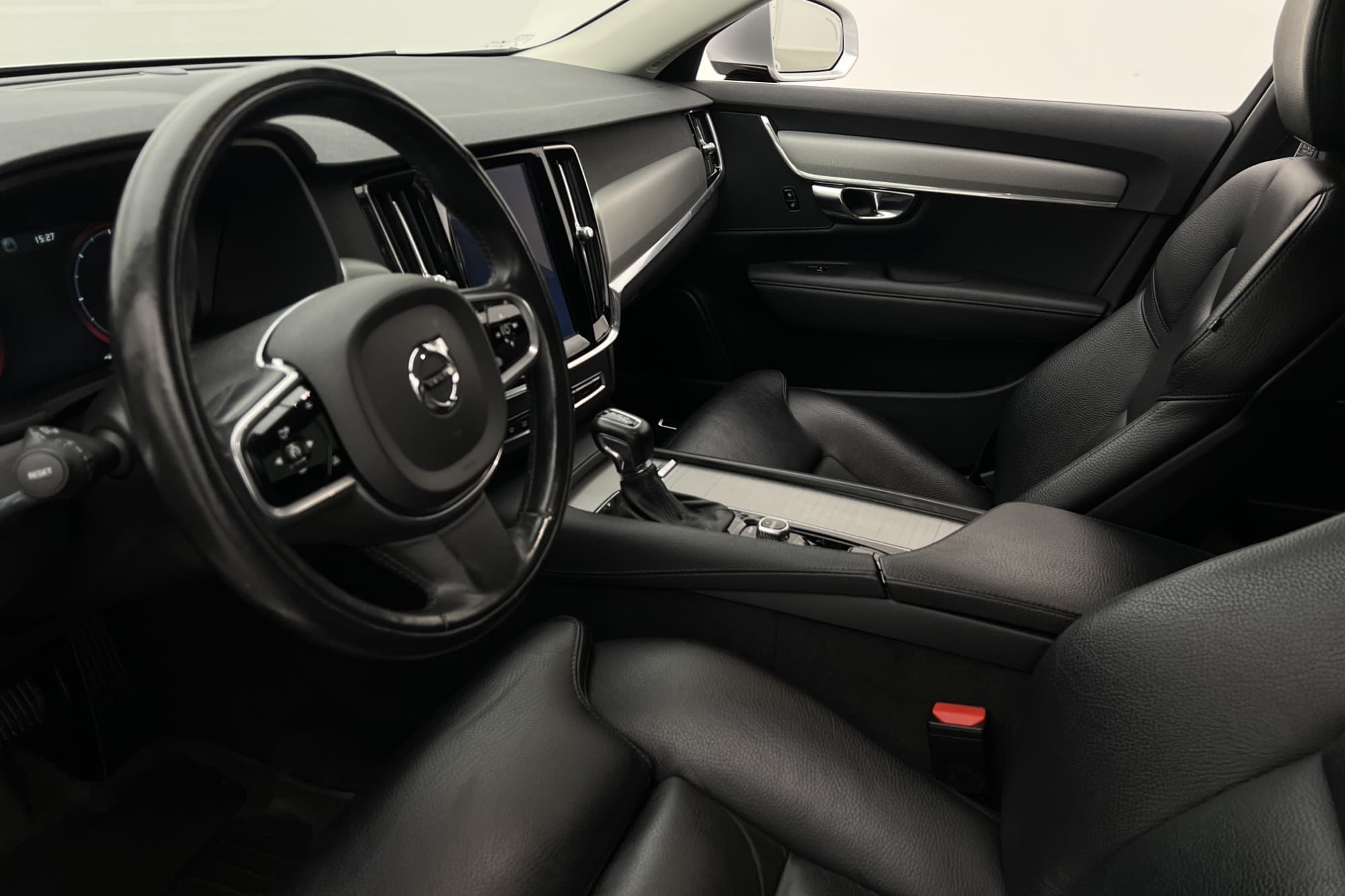 Volvo V90 D4 AWD Inscription VOC Värmare Kamera Drag Skinn