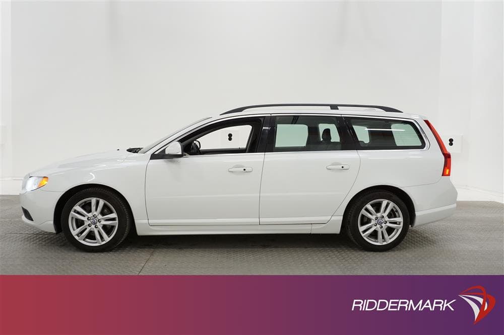 Volvo V70 D4 AWD 163hk VOC D-Värmare Drag Skinn Takluckaexteriör