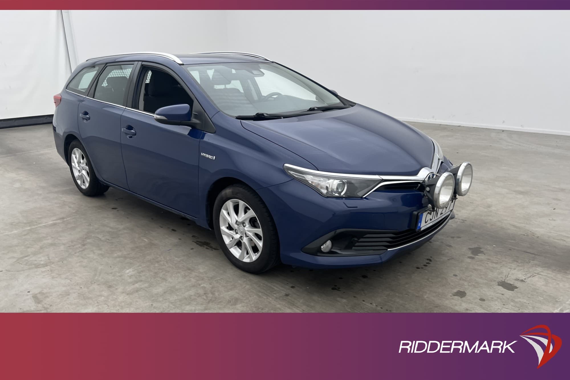 Toyota Auris Touring Sports Hybrid 136hk