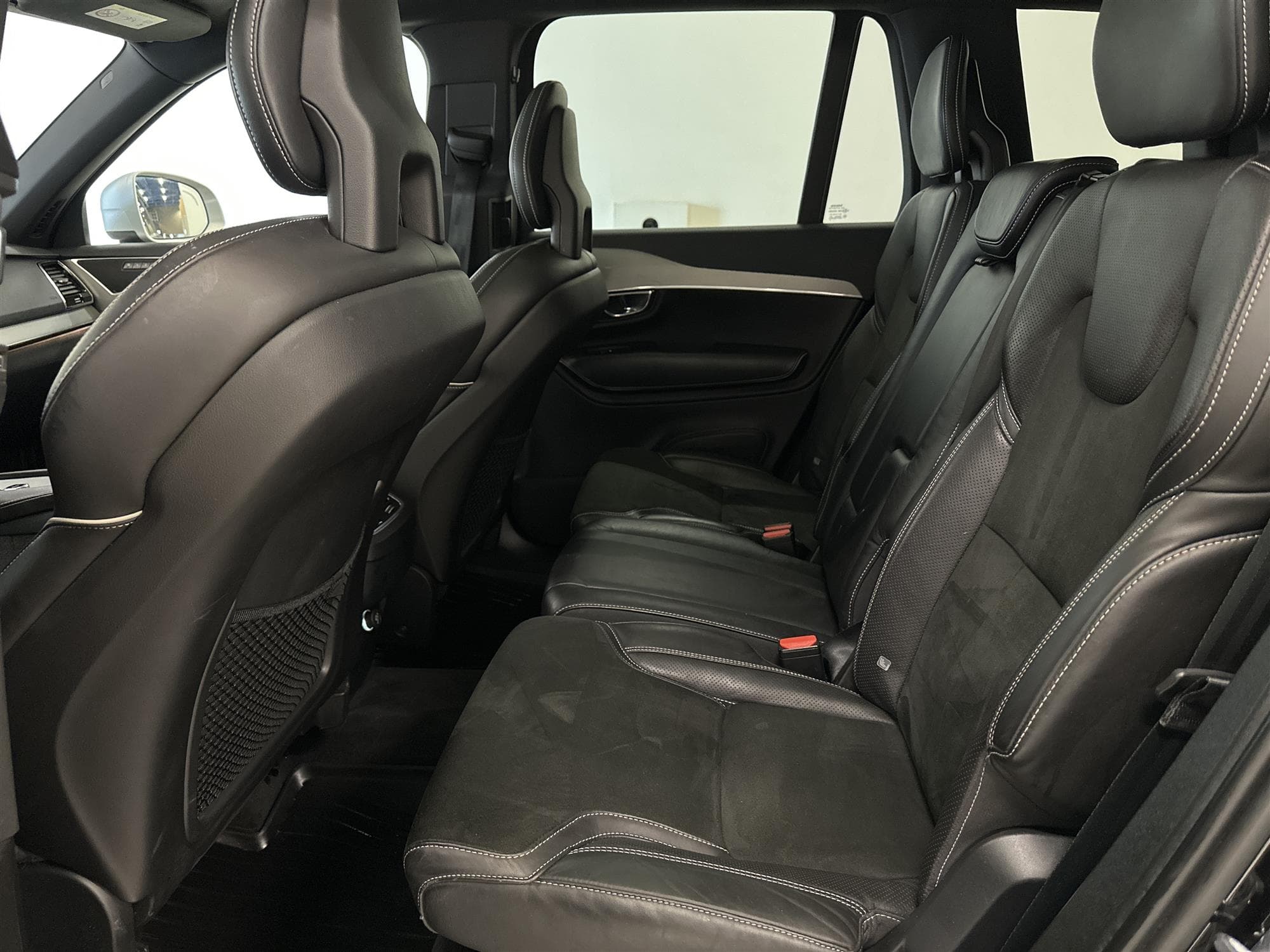 Volvo XC90 D5 AWD 235hk R Design Voc D-Värm Pano HUD 7 Sits