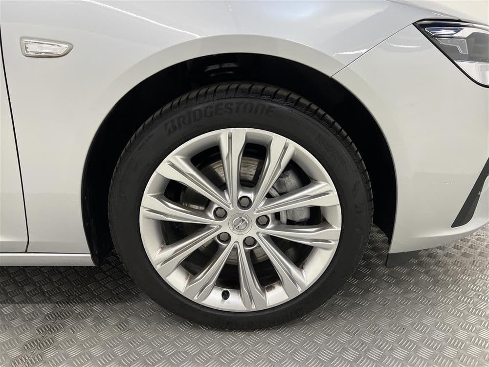 Opel Insignia 174hk Navi Backkamera Carplay Drag 0,43l/milinteriör