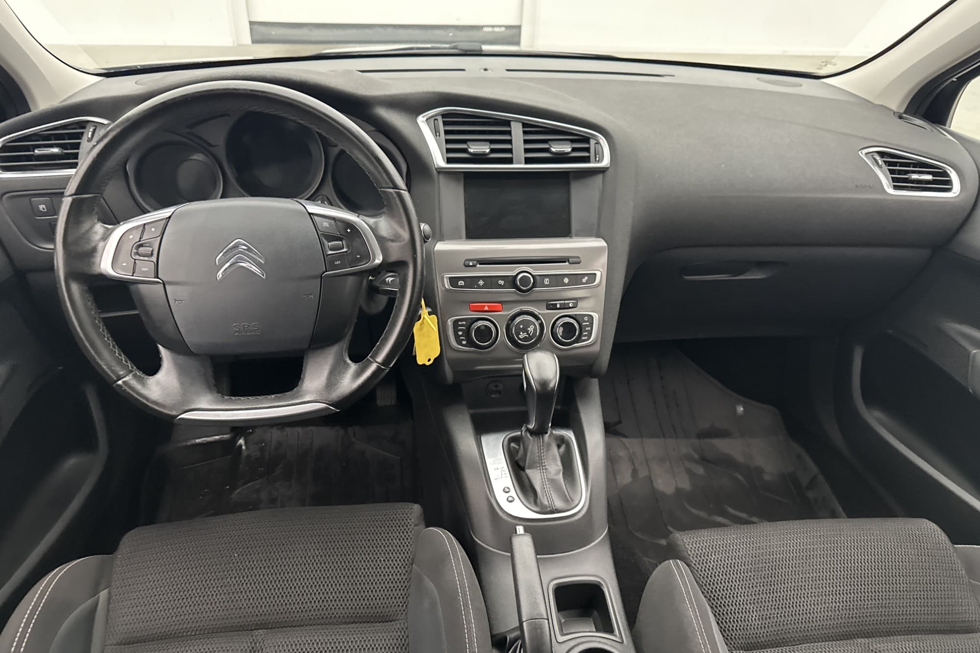Citroën C4 1.6 BlueHDi 120hk Feel P-sensorer  0,38l/mil