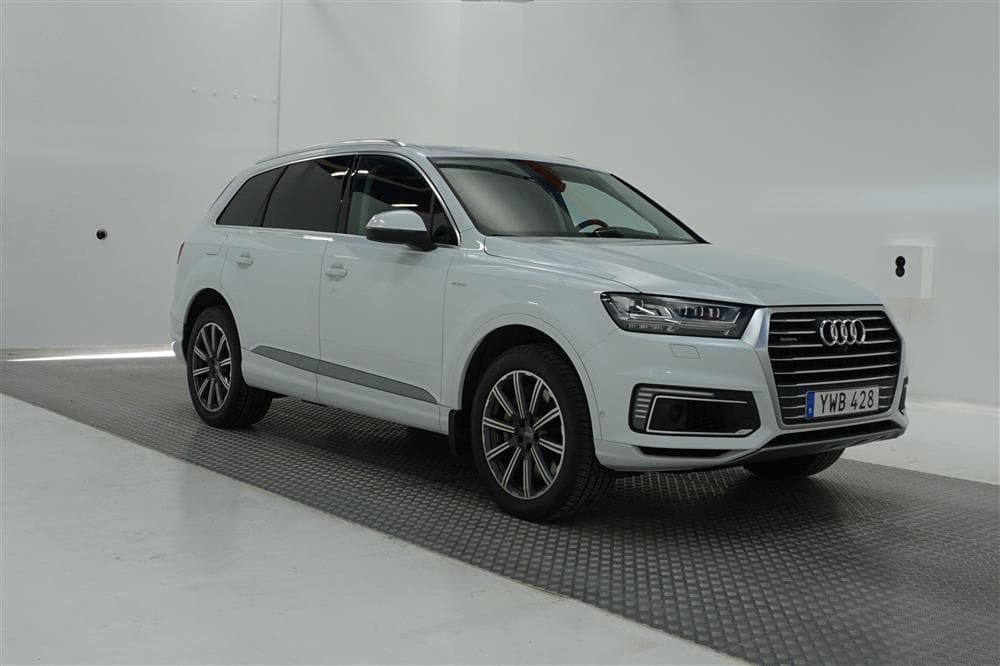 Audi Q7 3.0 e-Tron Quattro 373hk Luftfjädring Bose Dragexteriör