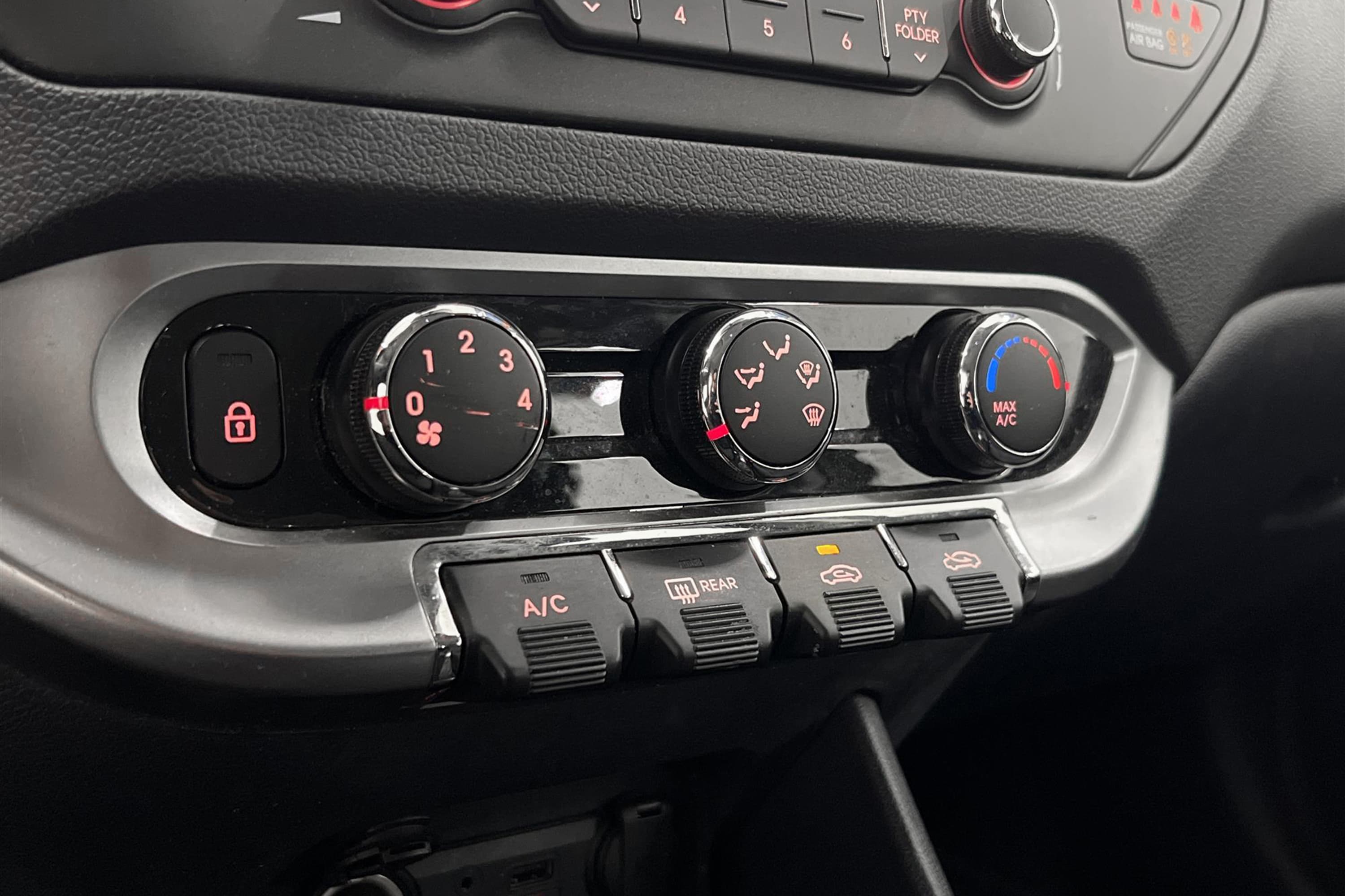 Kia Rio 5-dörrar 1.2 CVVT 86hk GLS Rattvärme Välserv En-Bruk