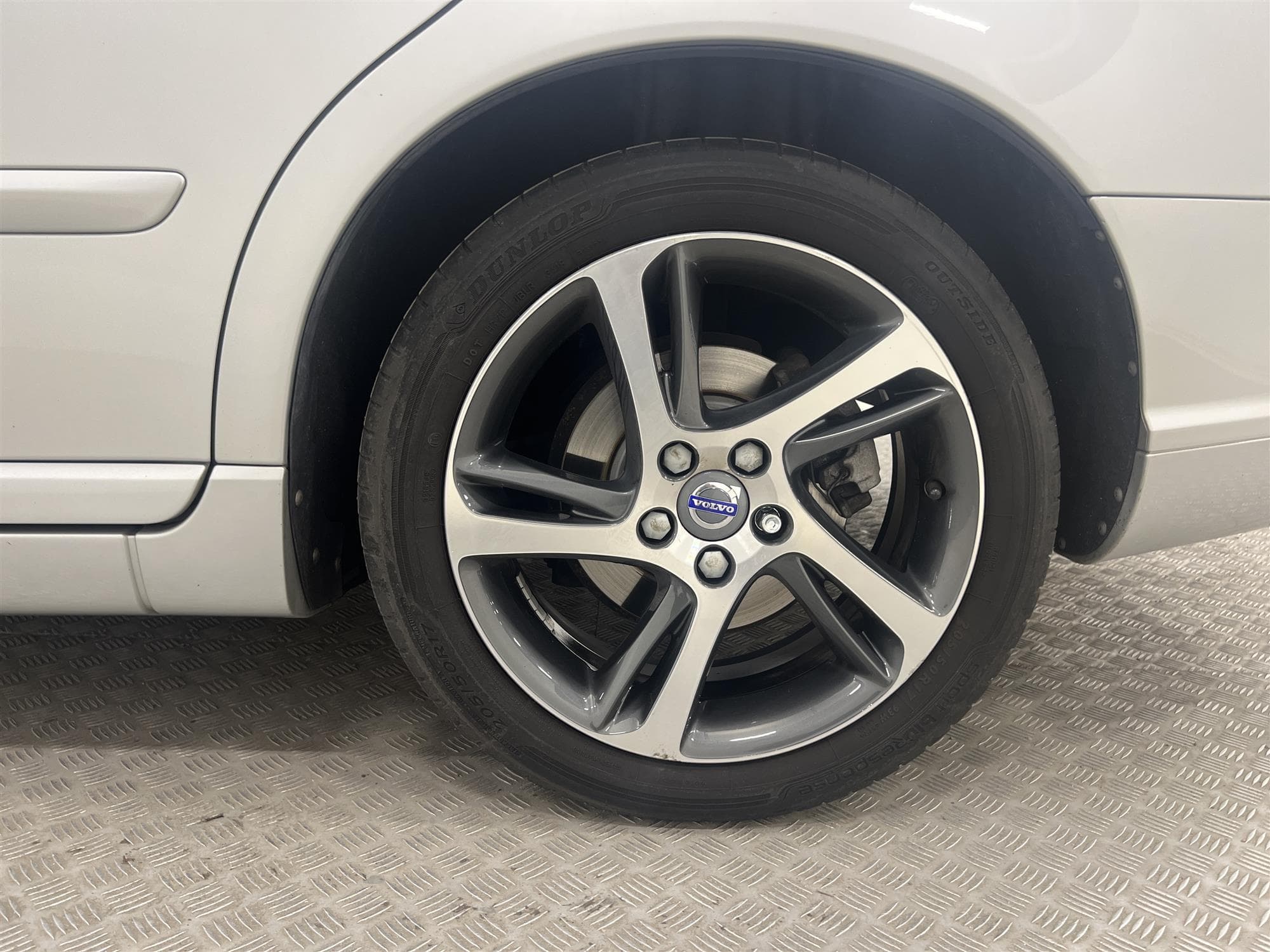 Volvo V50 D2 115hk Dragkrok D-Värmare Helskinn 0,38L/mil