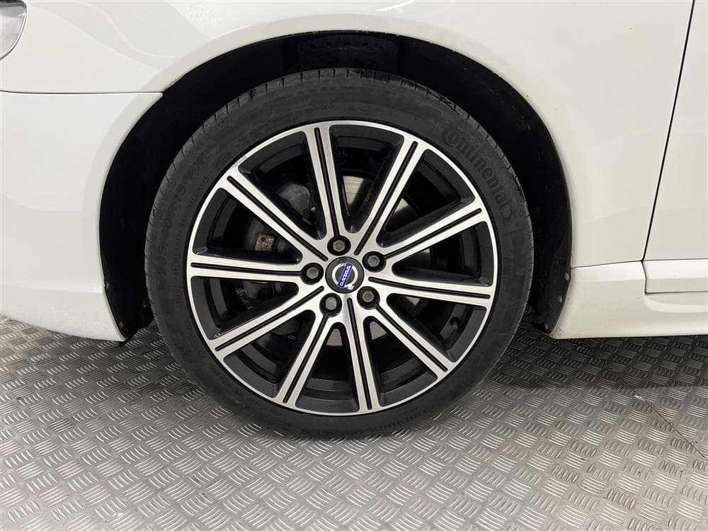 Volvo V70 II D4 AWD 181hk Dynamic Edt Momentum Classicinteriör
