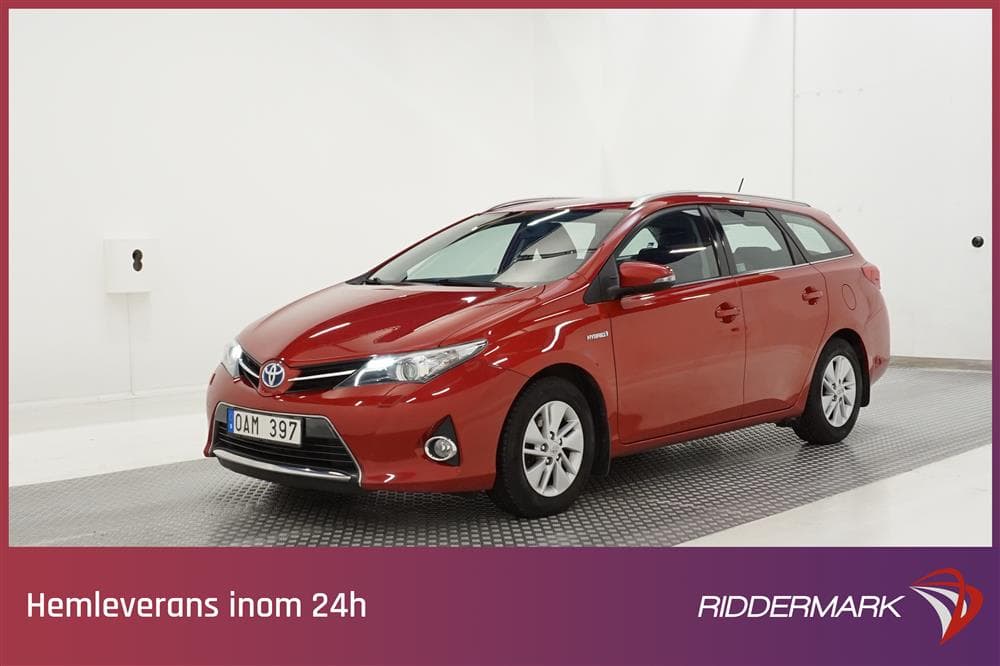 Toyota Auris 1.8 HSD Touring Sports 99hk
