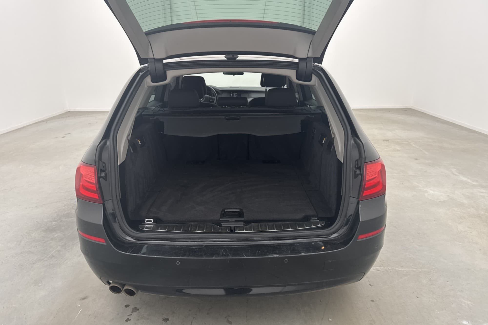 BMW 520 d Touring 184hk M&K-Värm Elstolar Sensorer Keyless