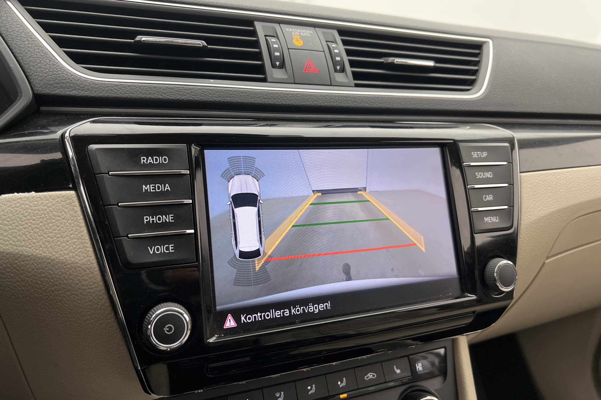 Skoda Superb TDI 190hk L&K D-värme Canton Kamera Skinn Drag