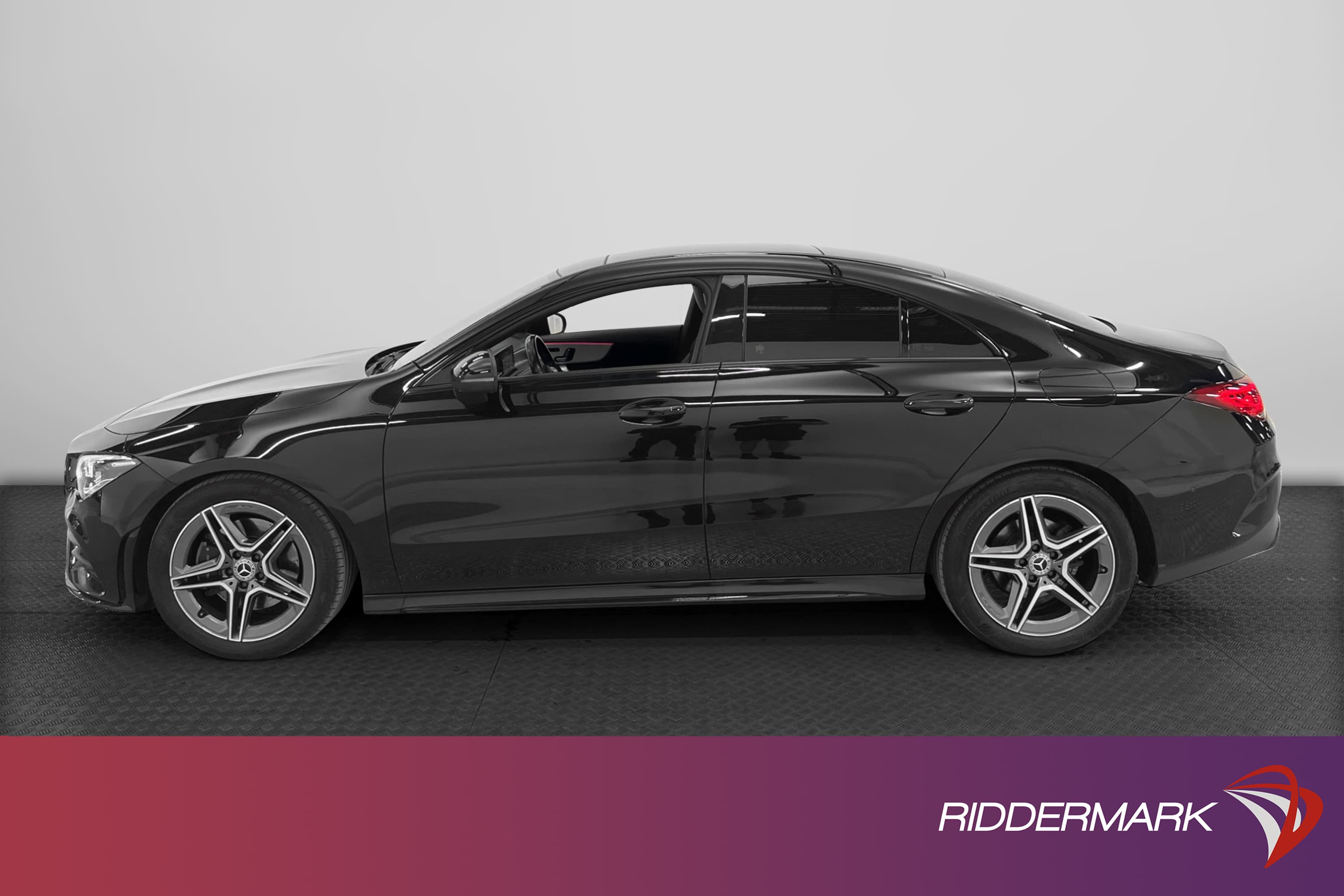Mercedes-Benz CLA 220