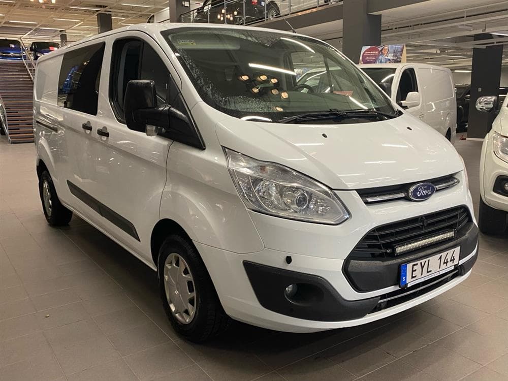 Ford Transit Custom Crew Van 2.0 TDCI 130hk Värmare Moms 