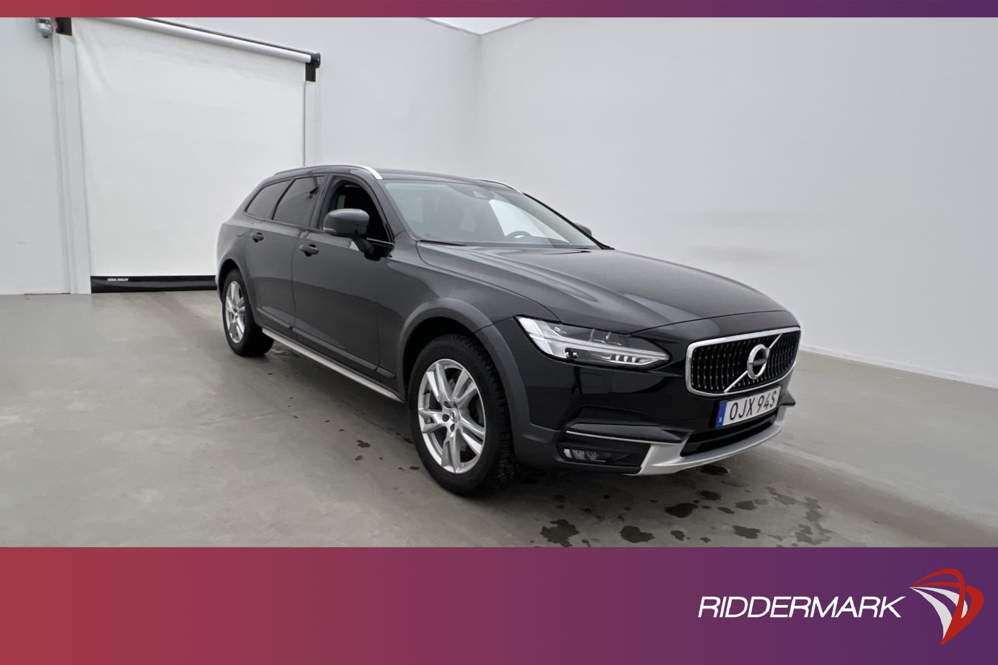 Volvo V90 Cross Country D4 AWD