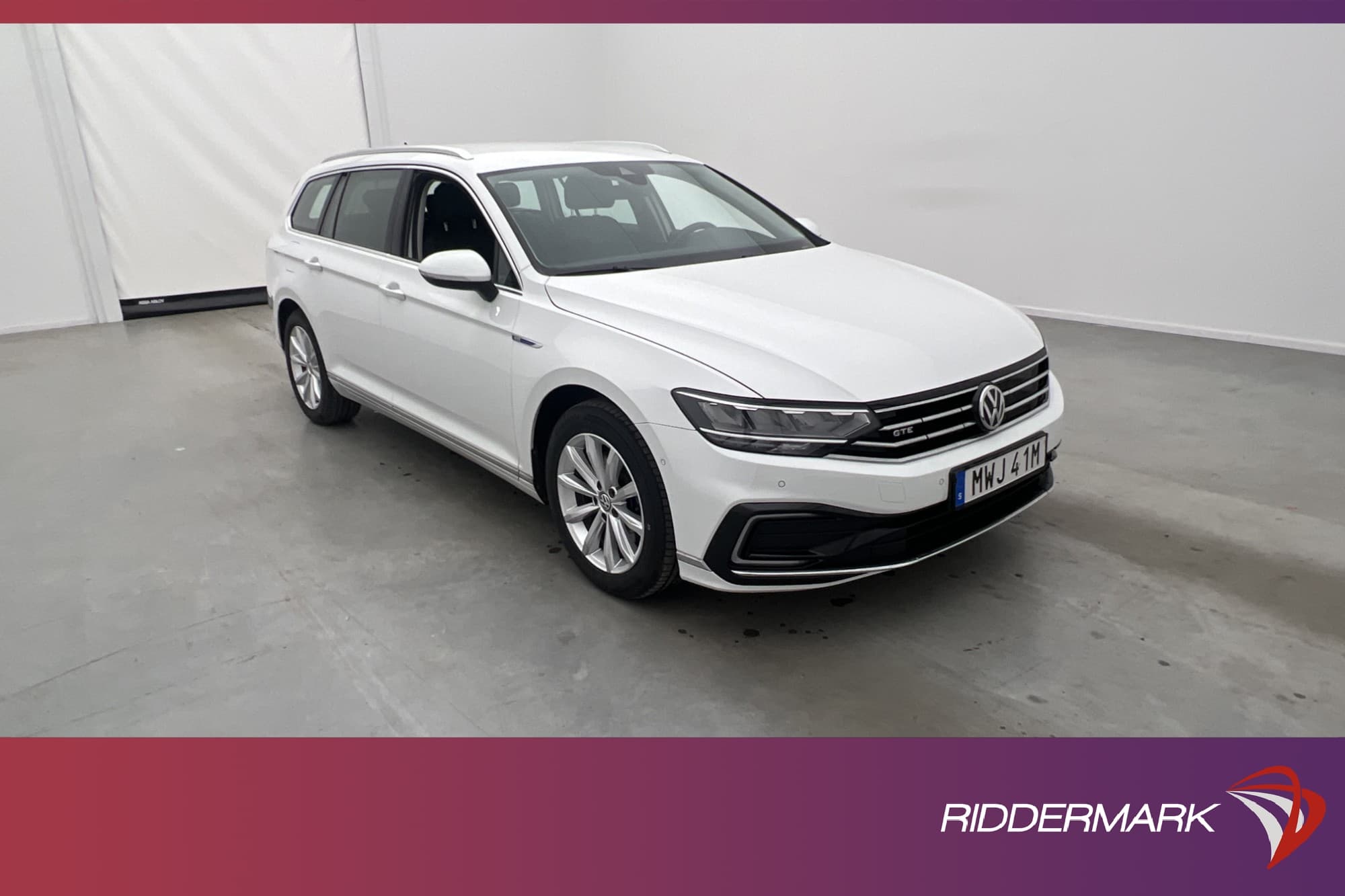 Volkswagen Passat GTE 218hk