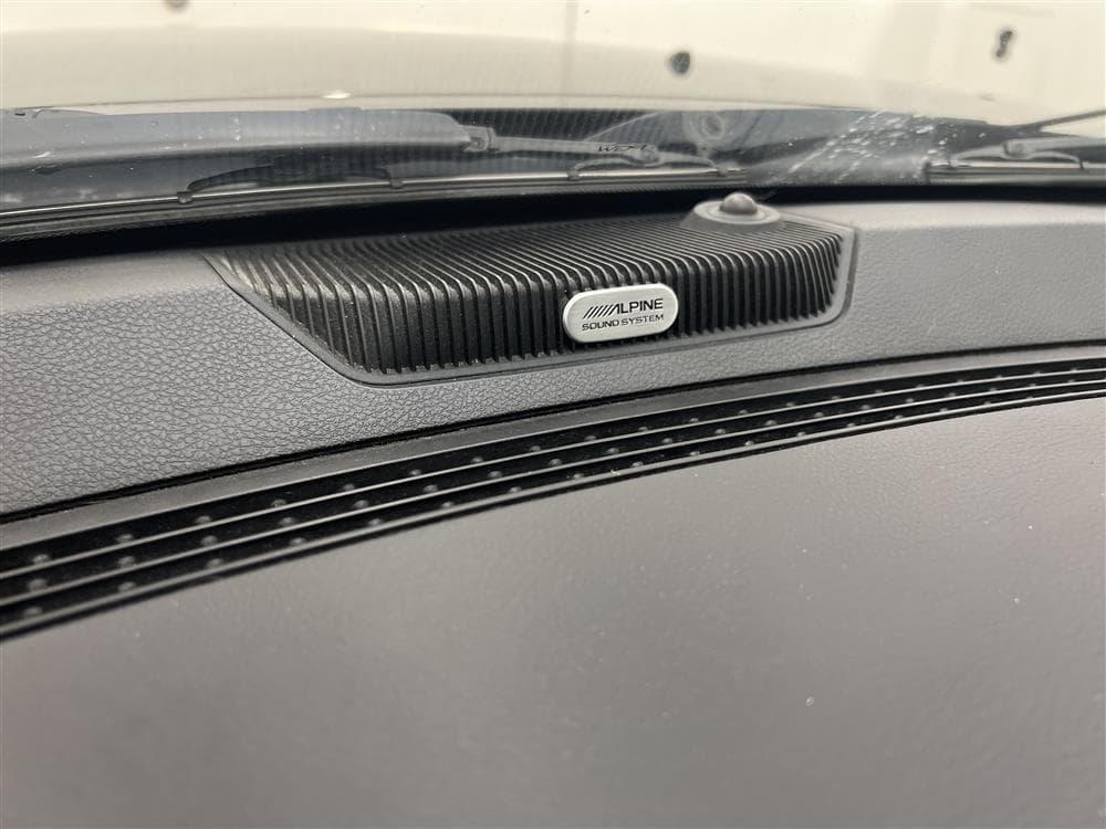 Dodge Ram Sport 5.7 Hemi 4WD 401hk Breddare Taklucka Moms interiör
