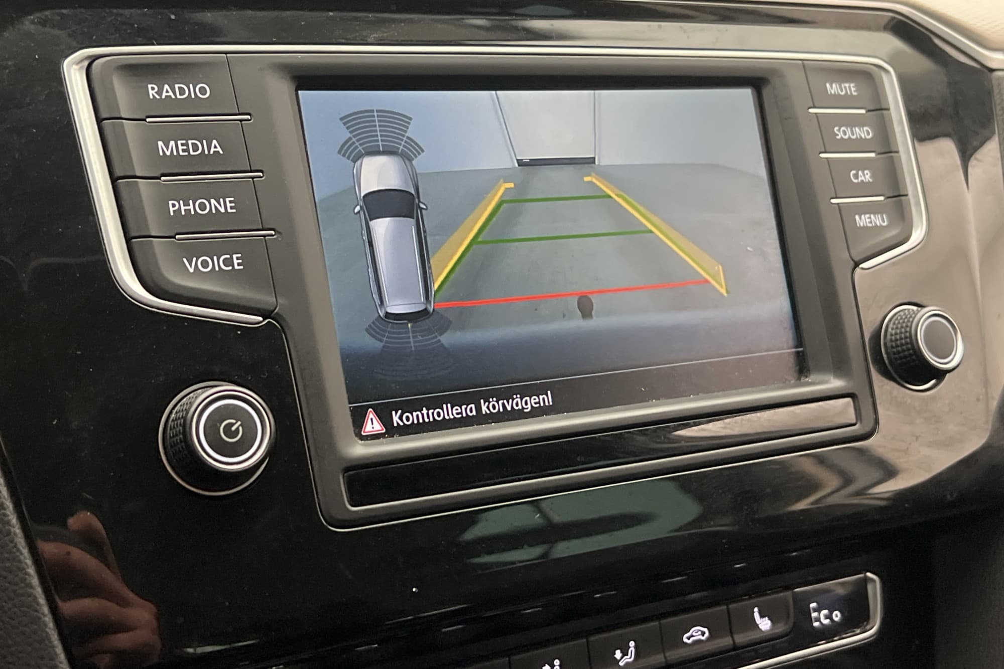 Volkswagen Passat GTE 218hk Executive  P-Värmare HUD Drag