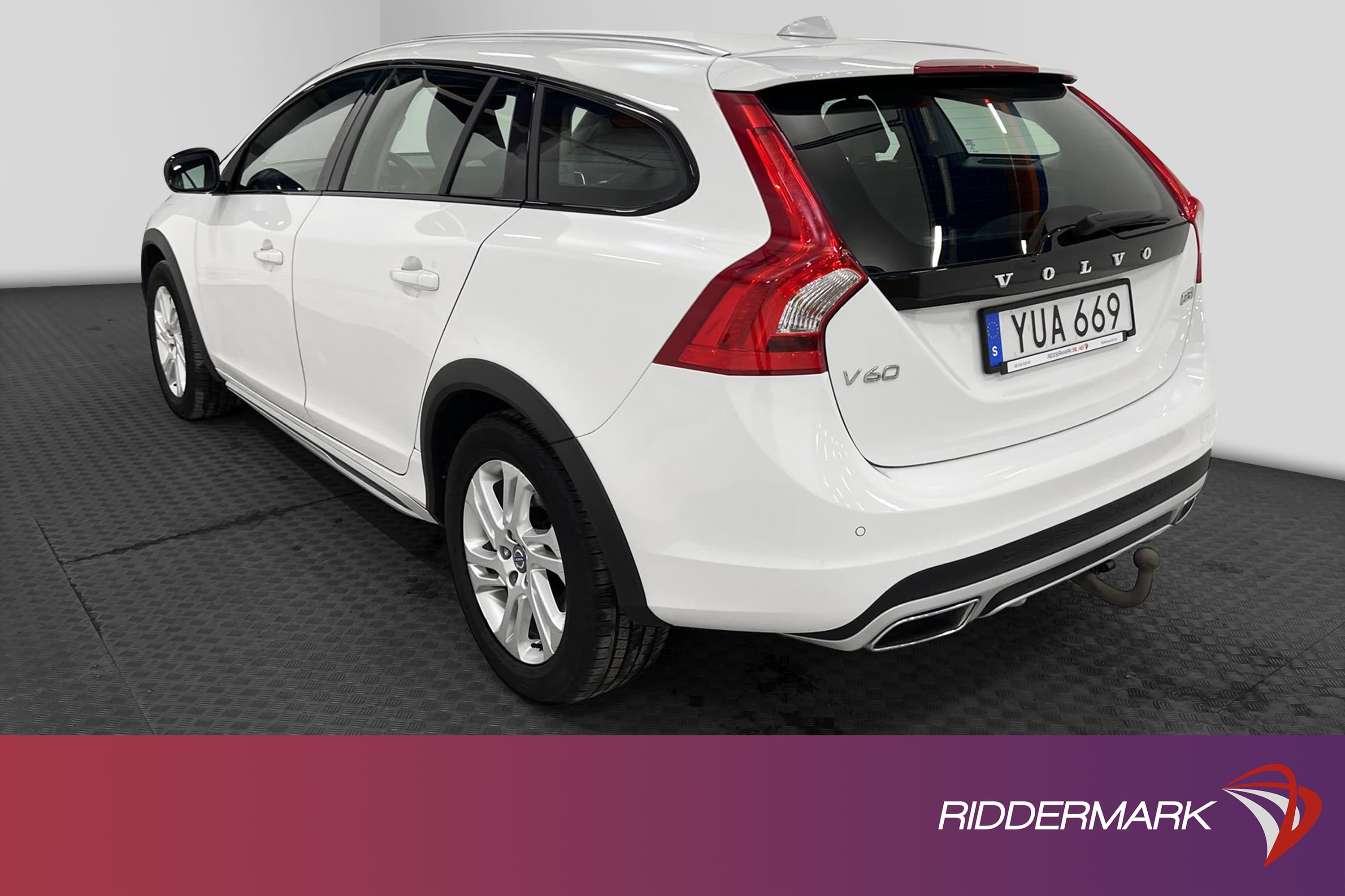 Volvo V60 Cross Country D3 150hk