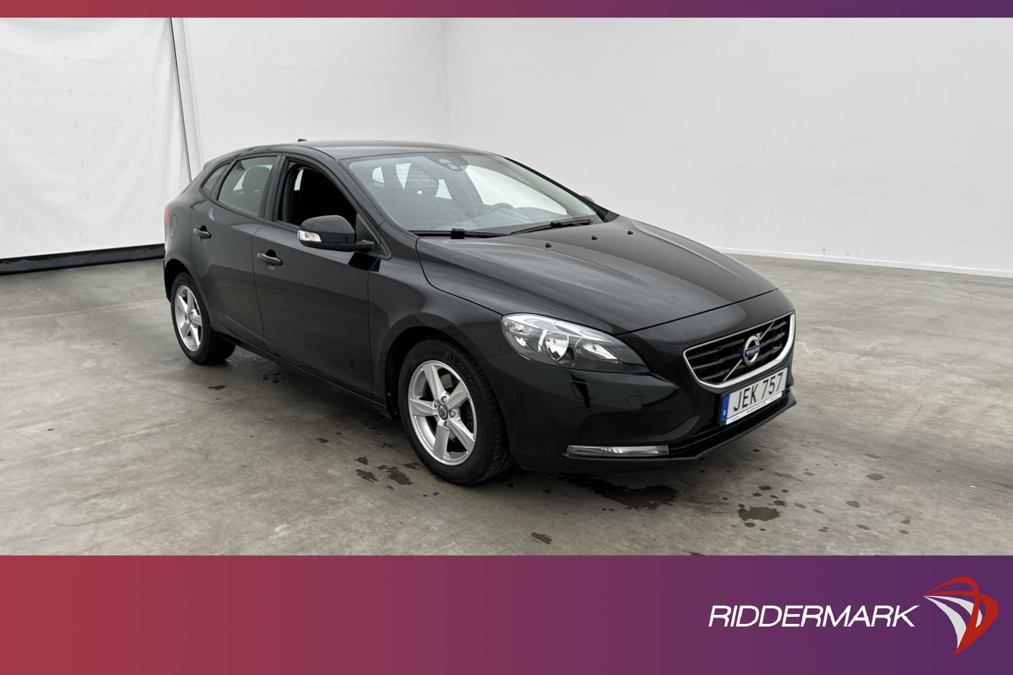 Volvo V40 T2 122hk
