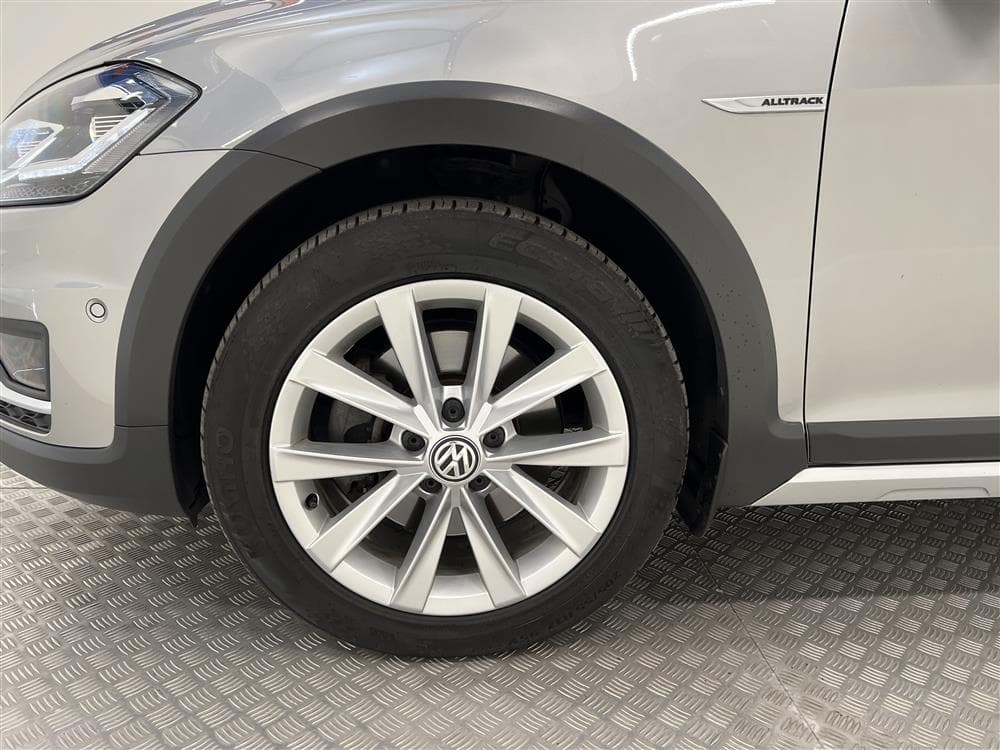 Volkswagen Golf Alltrack 2.0 TDI 4M D-Värm Cockpit B-Kamerainteriör