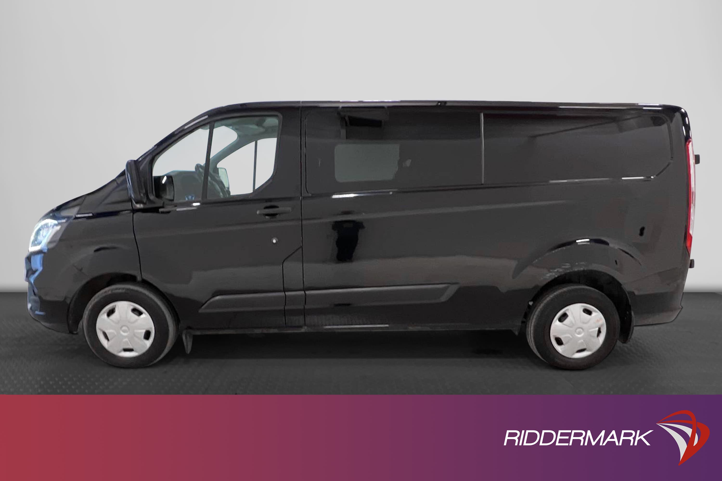 Ford Transit Custom CrewVan 6-sits Drag L2 Värmare Moms PDC