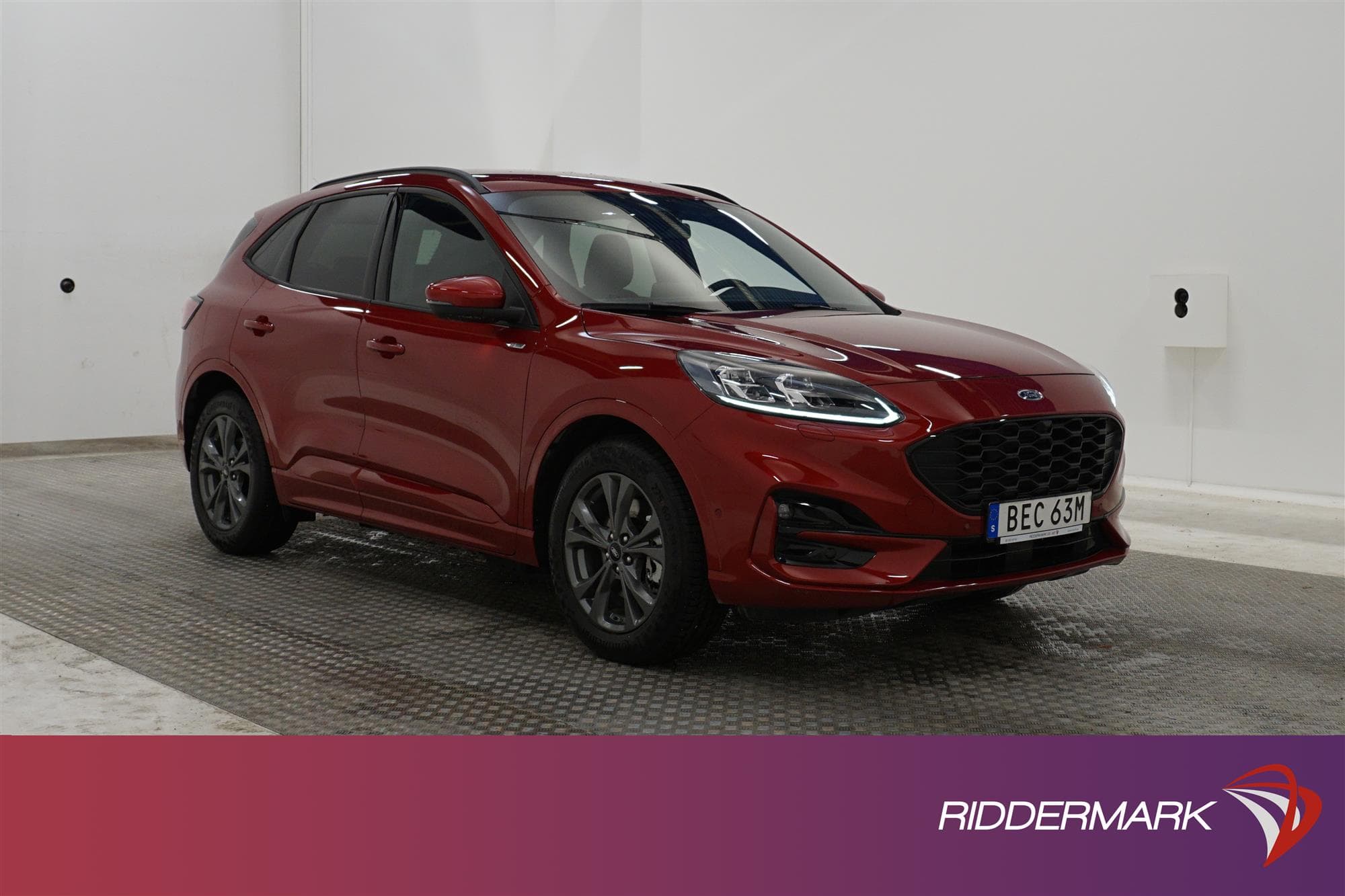 Ford Kuga Plug-In 225hk