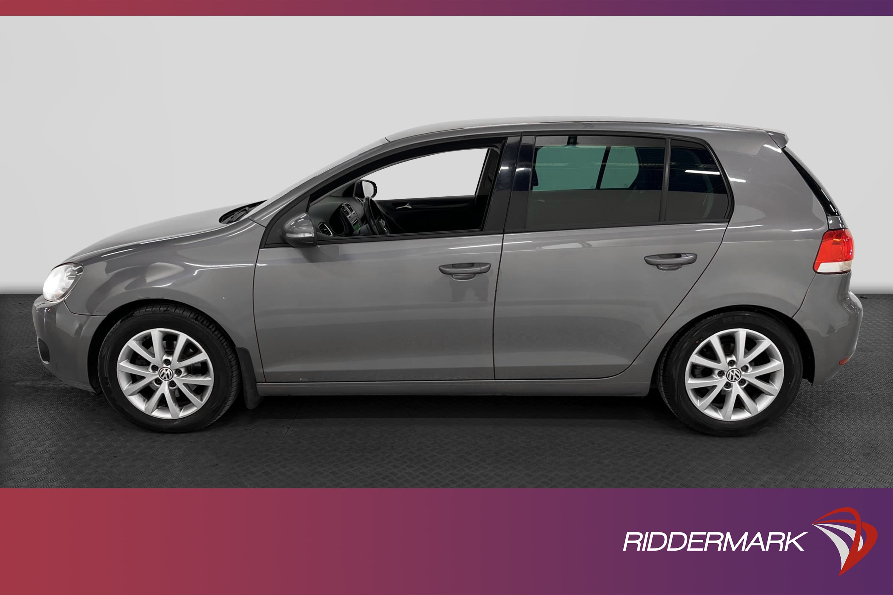 Volkswagen Golf 1.6 TDI BlueMotion DSG
