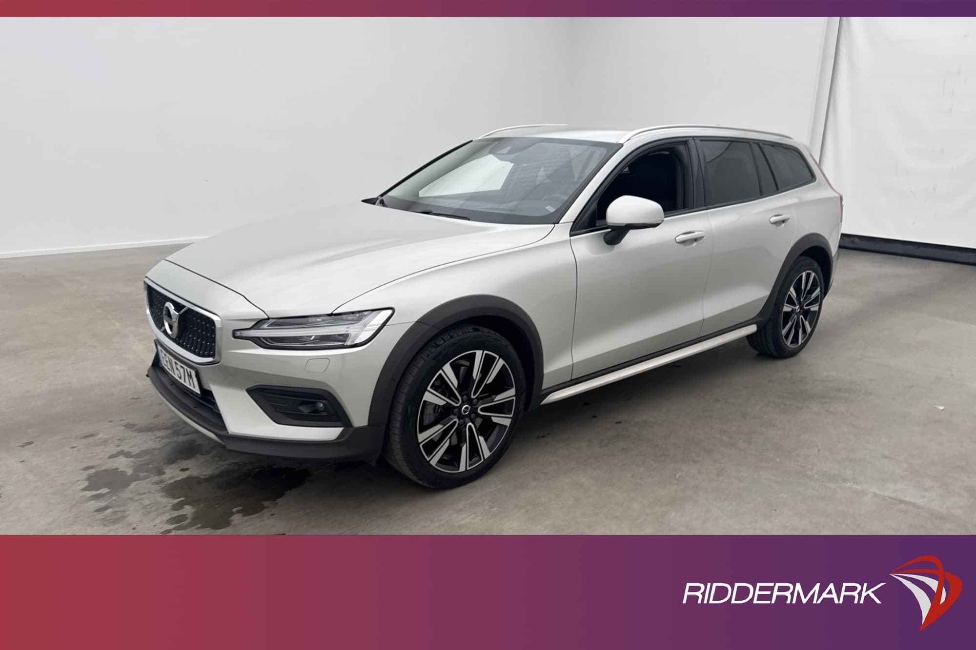 Volvo V60 Cross Country B4 AWD