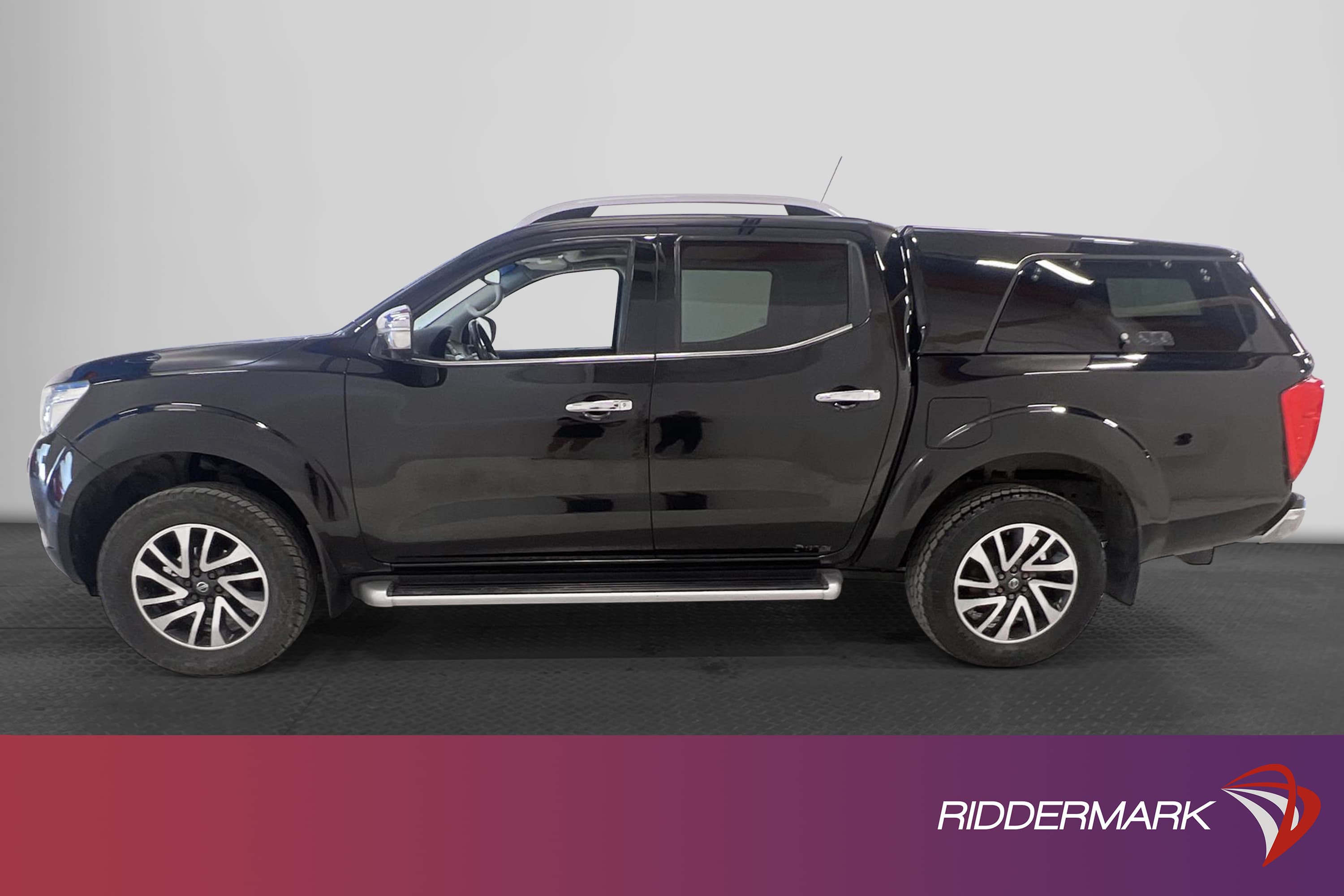 Nissan Navara 2.3dCi Automat 190hk Tekna Taklucka Drag Moms