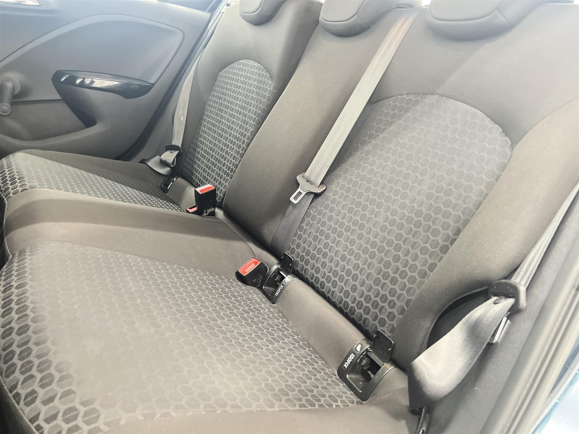 Opel Corsa 1.4 90hk Carplay PDC Låg Skatt Nyservad 0,52L/mil