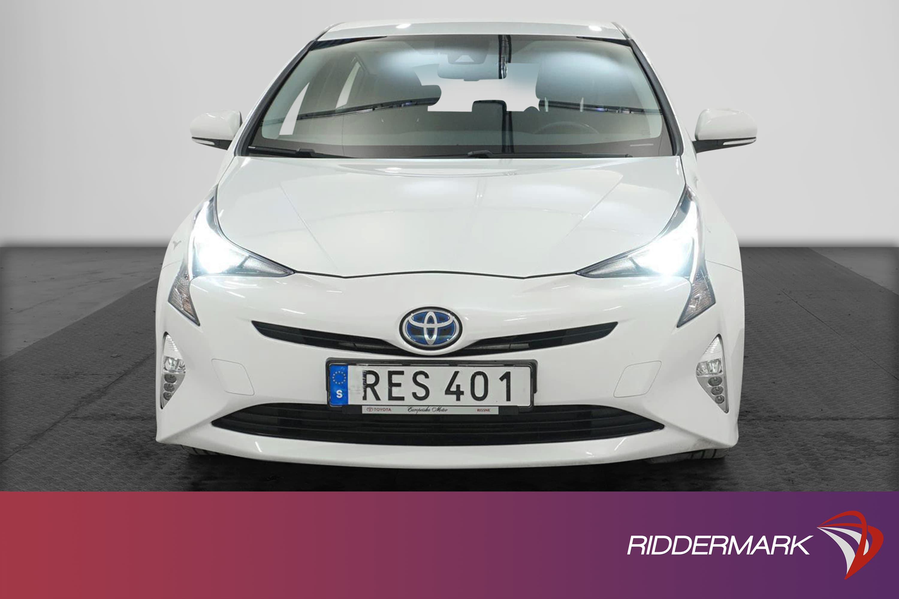 Toyota Prius Hybrid CVT 122hk B-Kam L-Assist 0,33L/mil