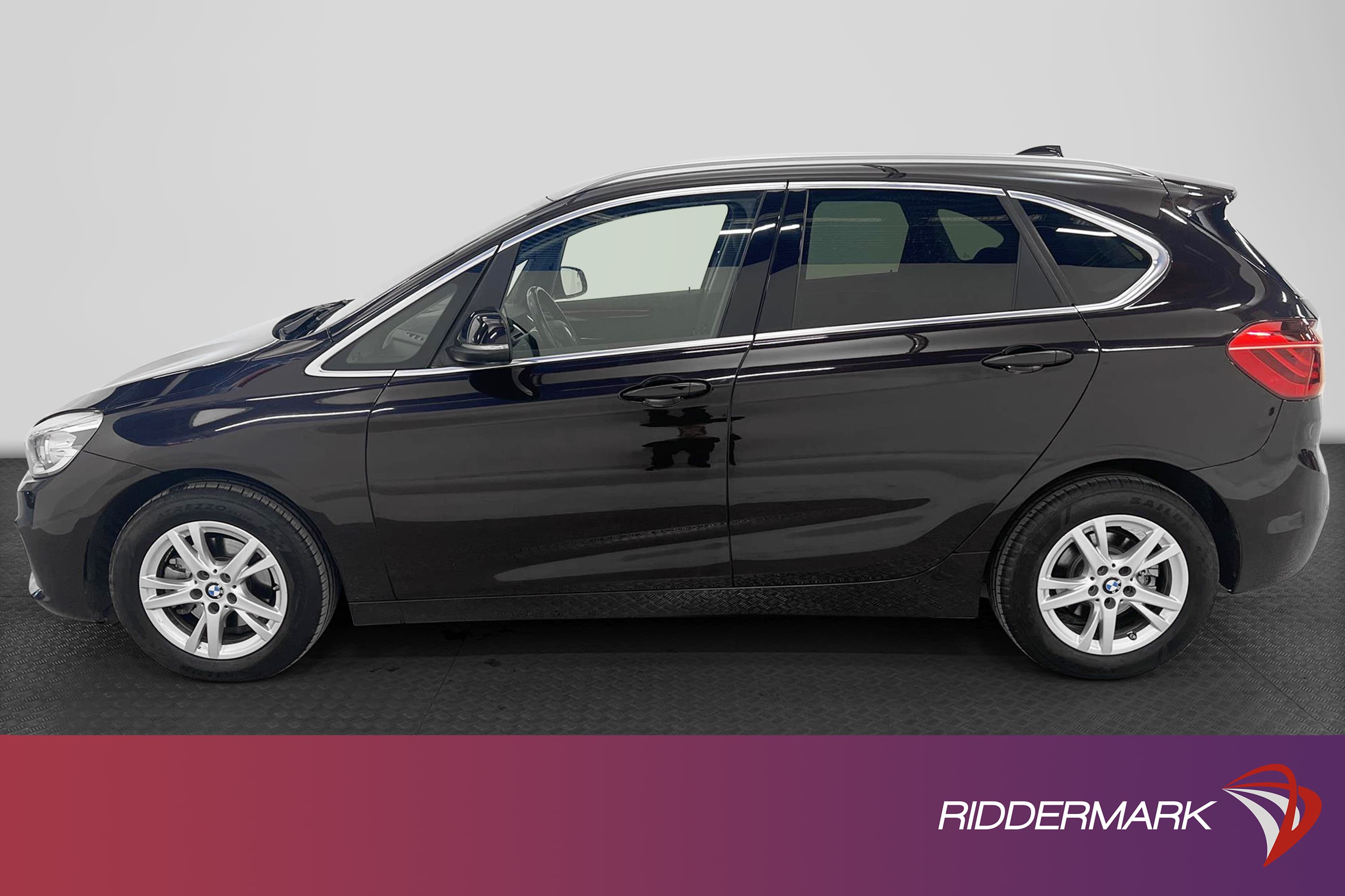 BMW 218d Active Tourer  Drag P-sensorer Rattvärme 0.41l/milexteriör