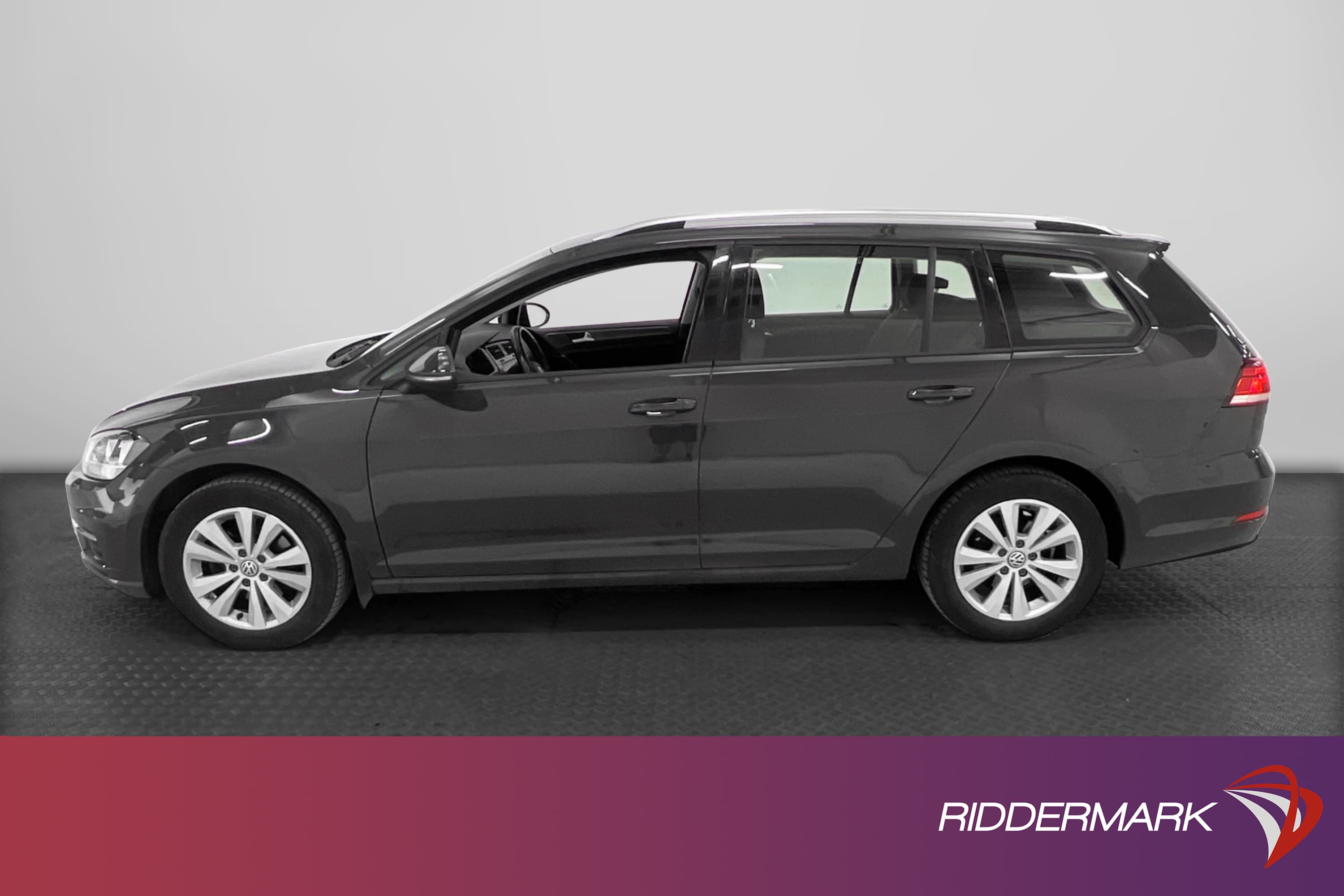 Volkswagen Golf SC 1.0 TSI 110hk Cockpit