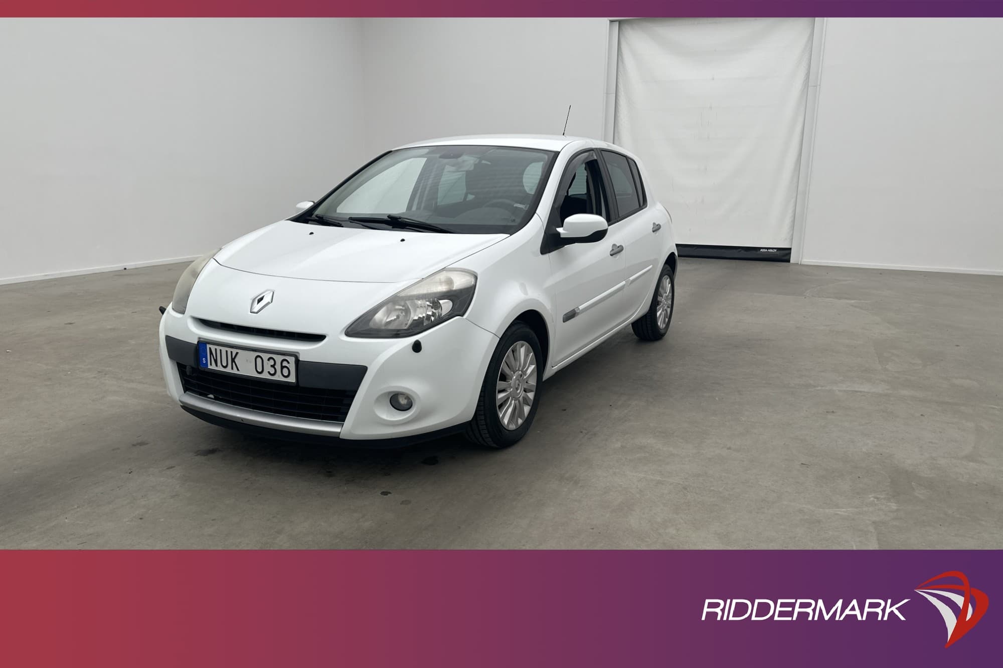 Renault Clio 1.2 75hk