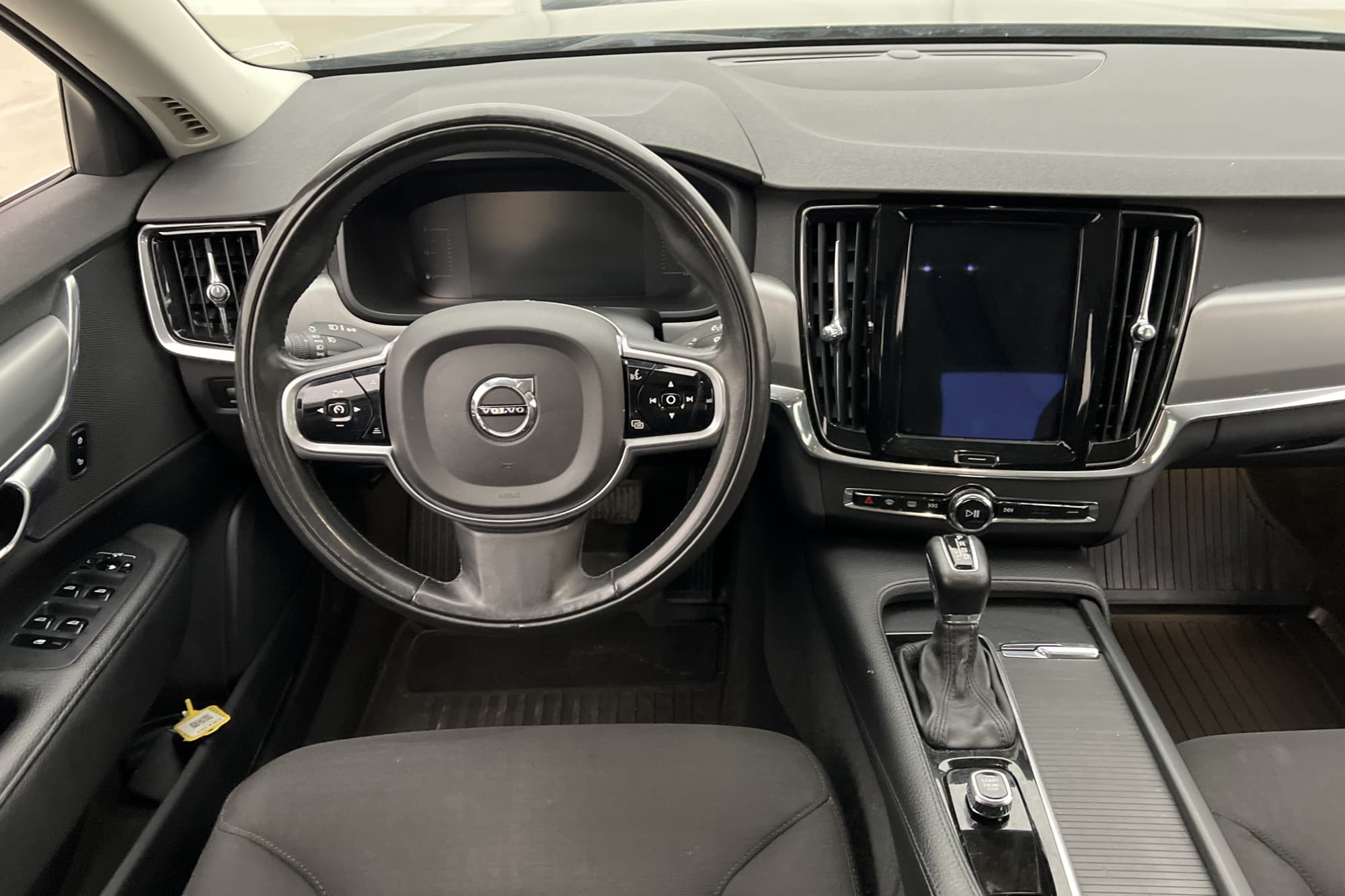 Volvo S90 D3 Advanced Edition VOC Värmare Rattvärm Keyless