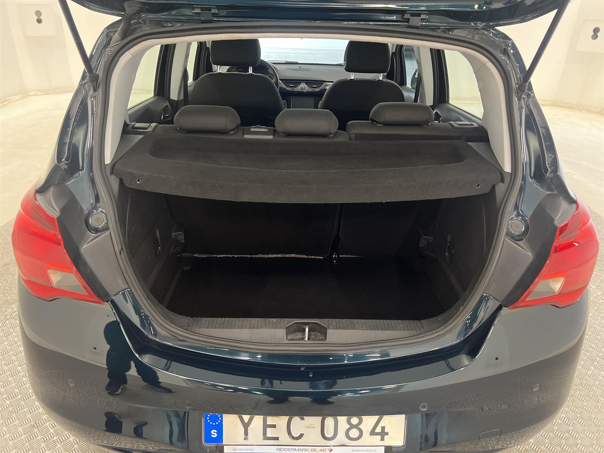 Opel Corsa 1.4 90hk Carplay PDC Låg Skatt Nyservad 0,52L/mil